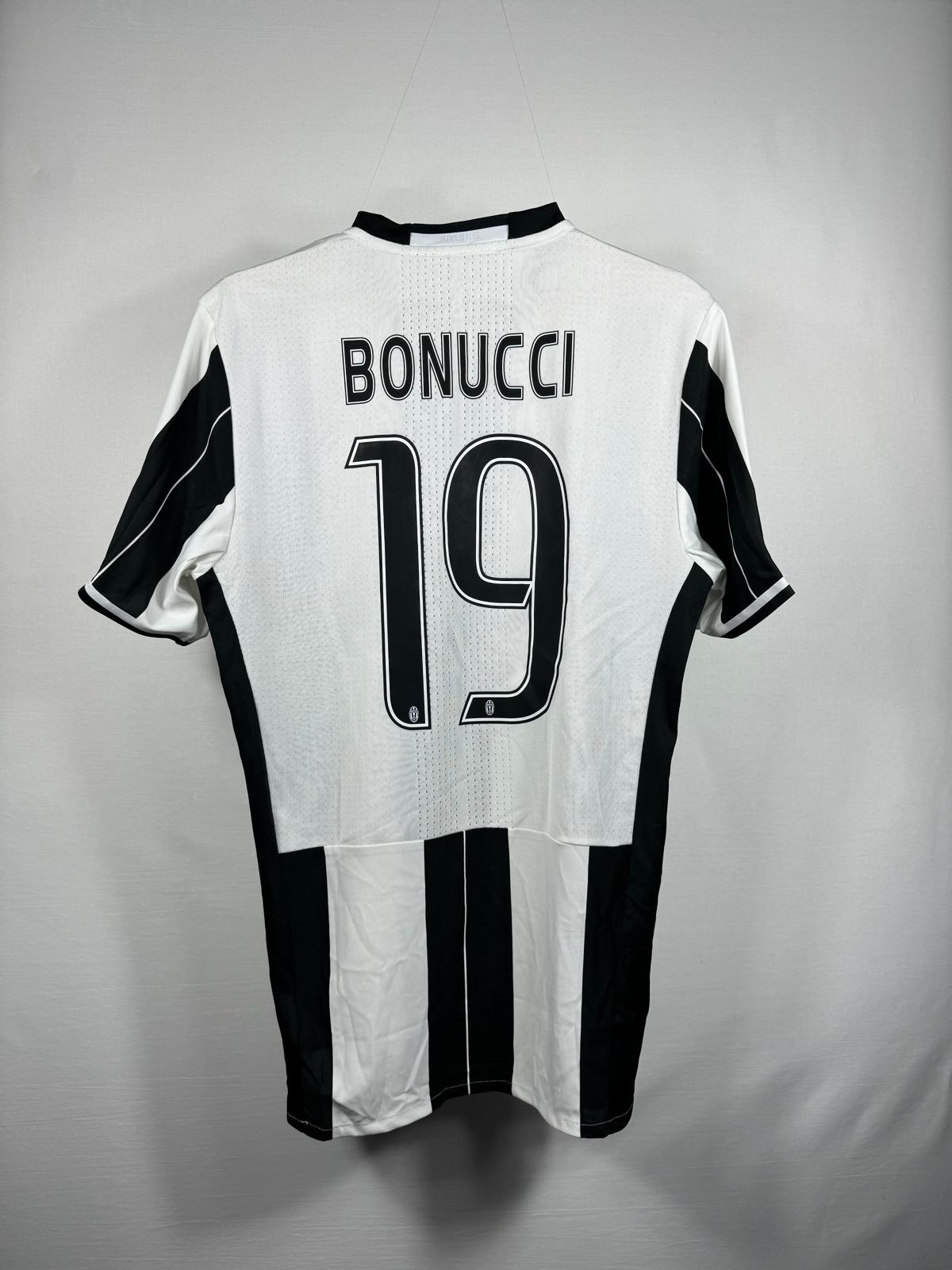 Bonucci - Juventus 2016 home final UCL