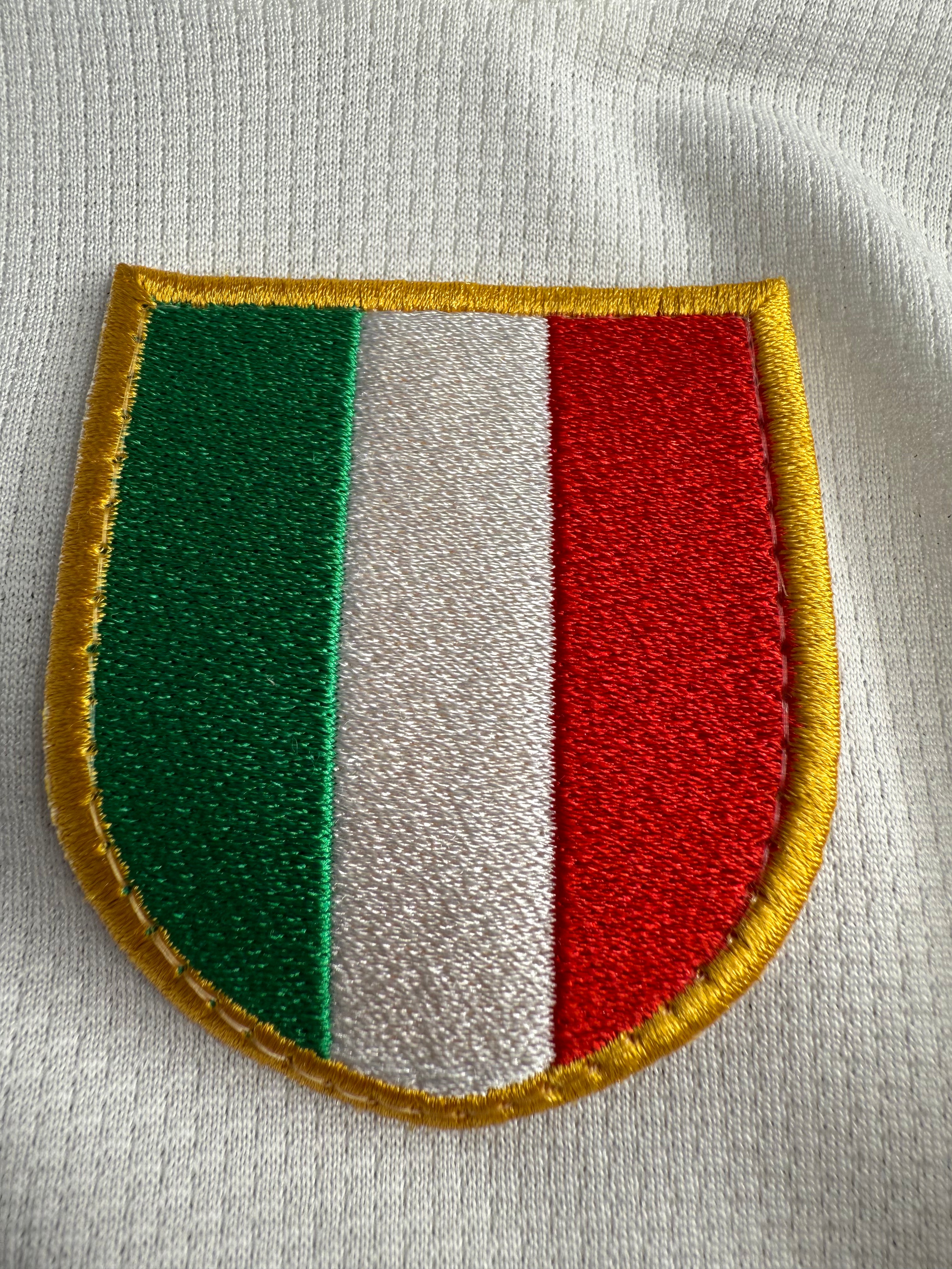 Figo - Inter - 2008-09 Away