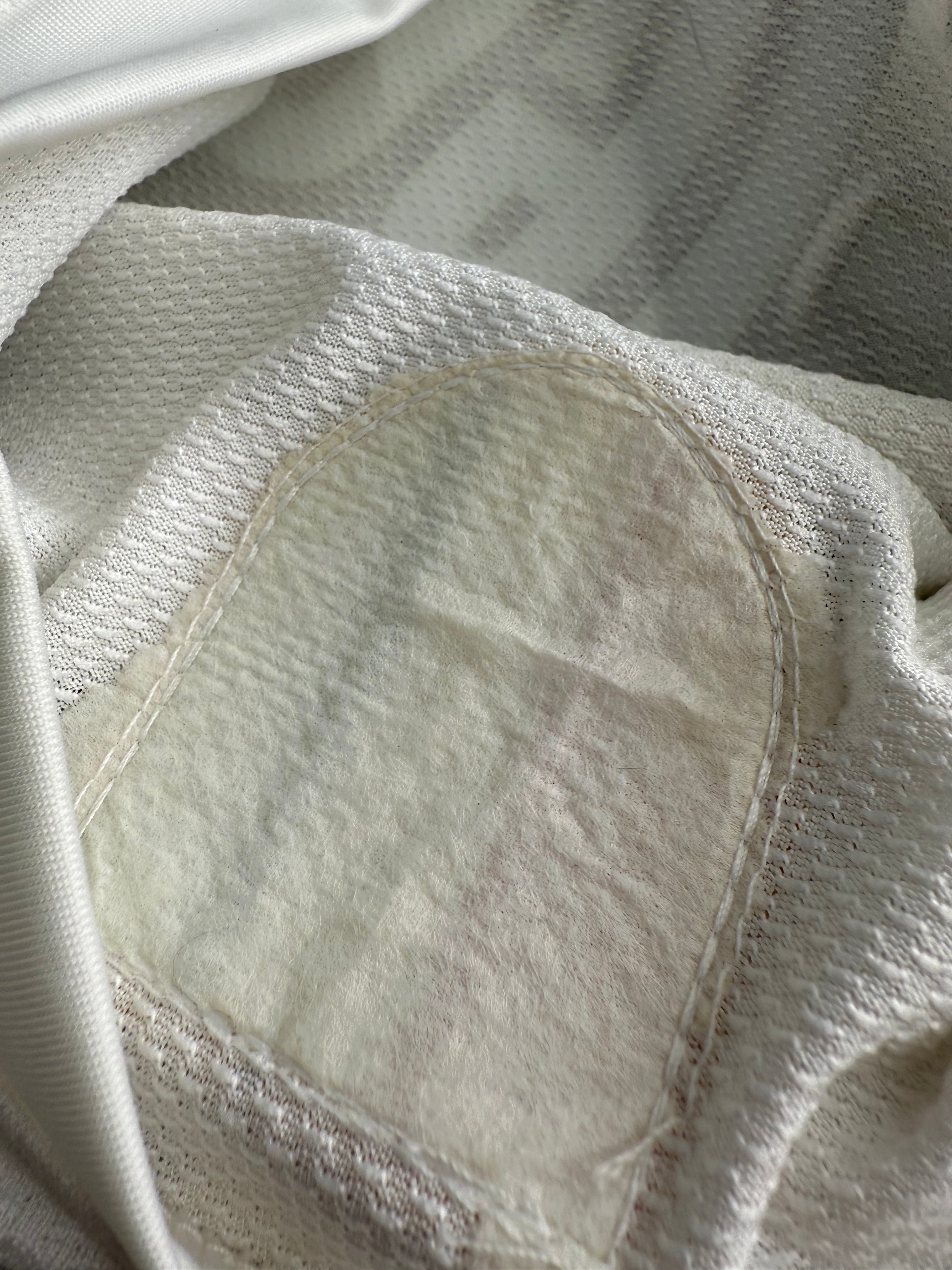 Figo - Inter - 2008-09 Away