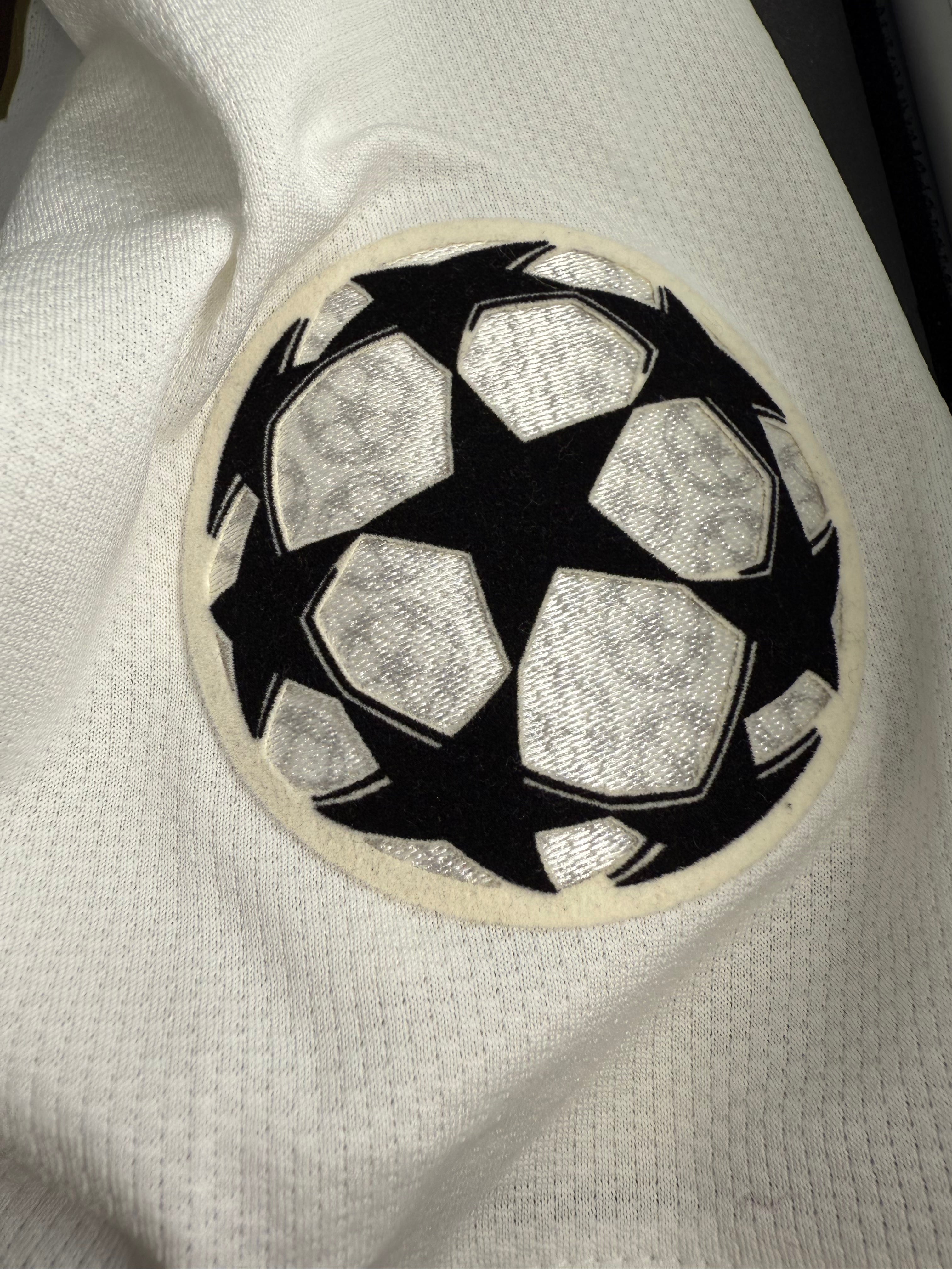 Ibrahimovic - Inter - 2008-09 Away Unwashed