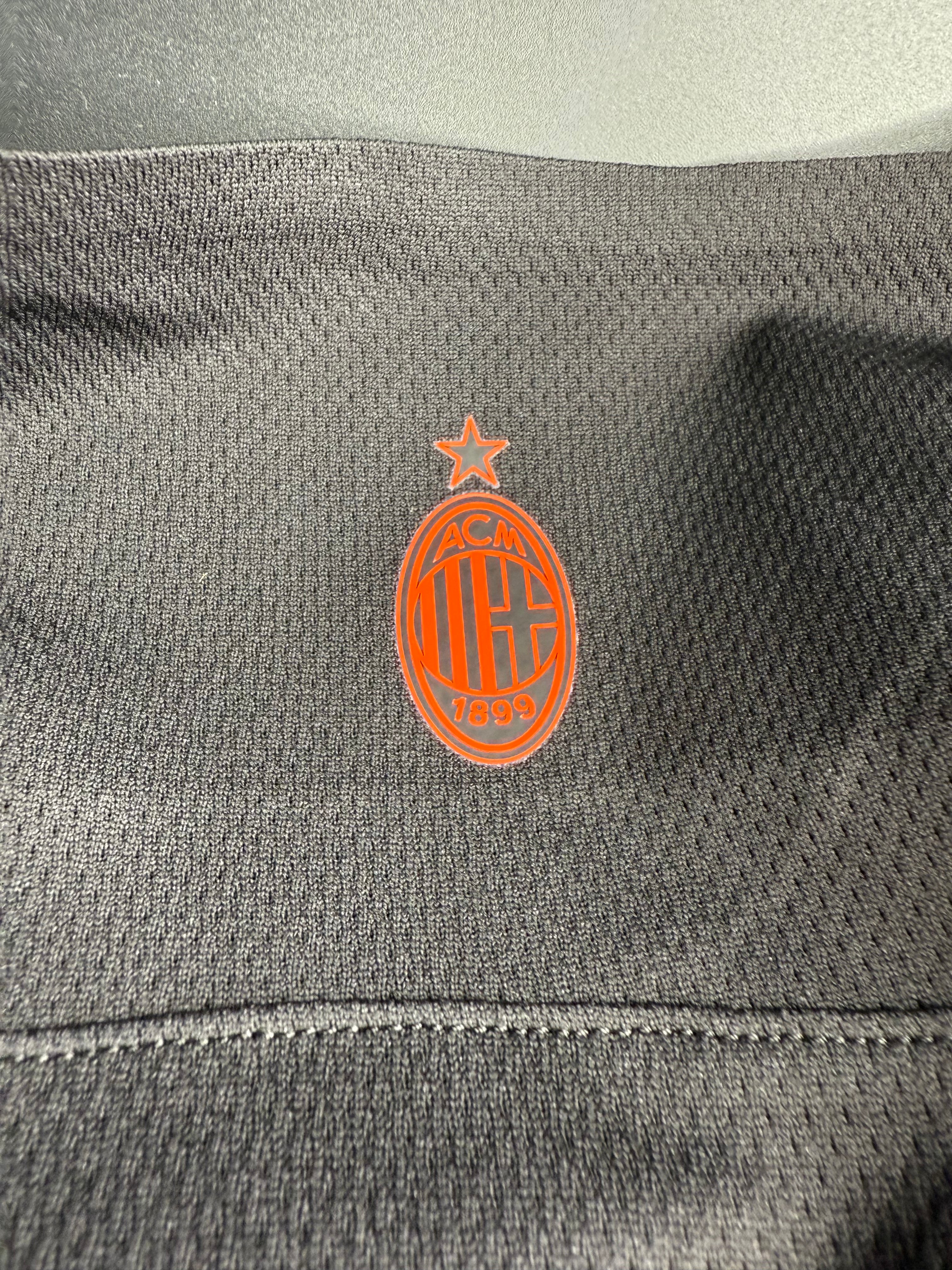 Giroud - Milan - 2021-22 Third