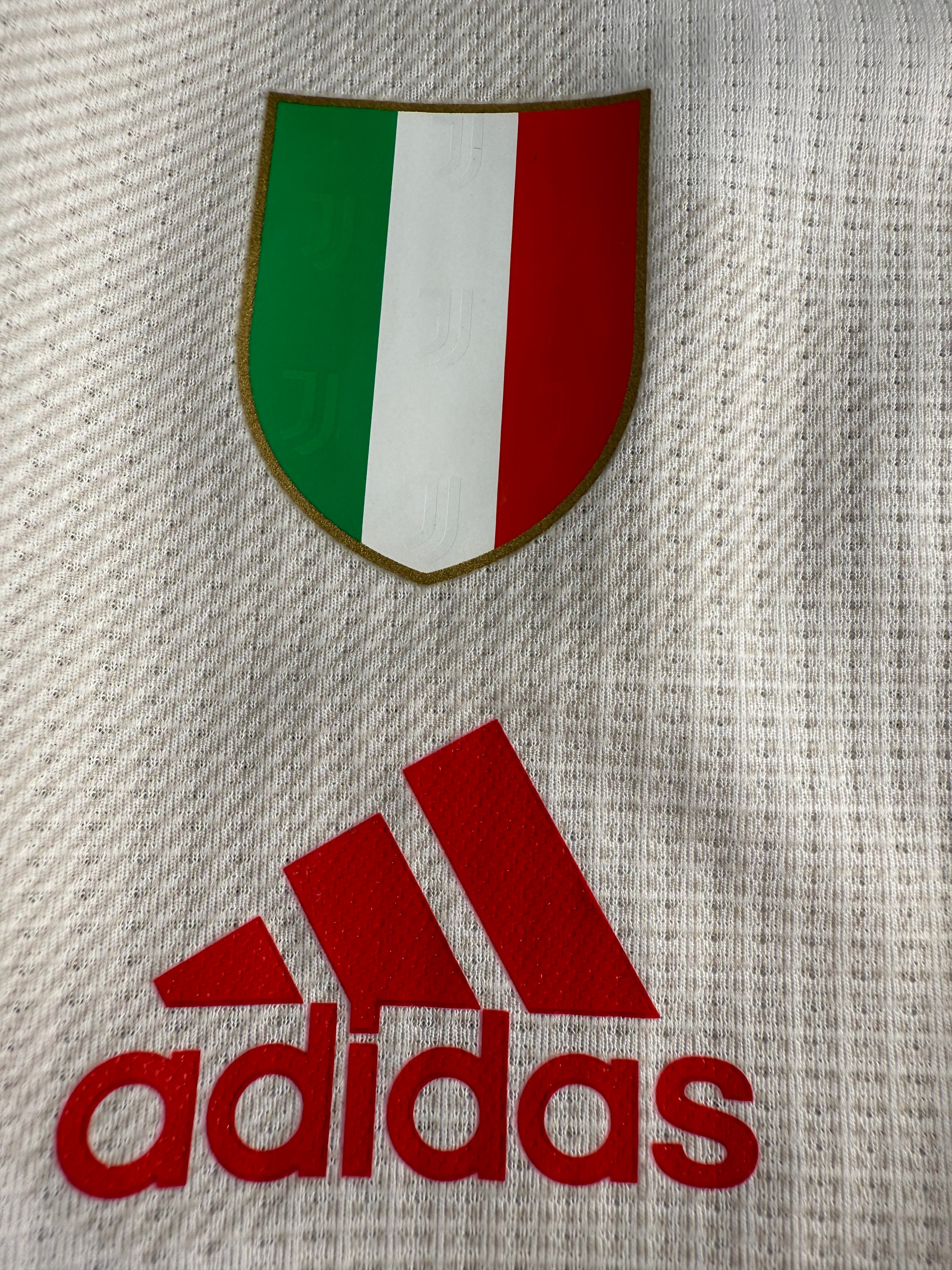 Cuadrado - Juventus - 2019-20 away unwashed