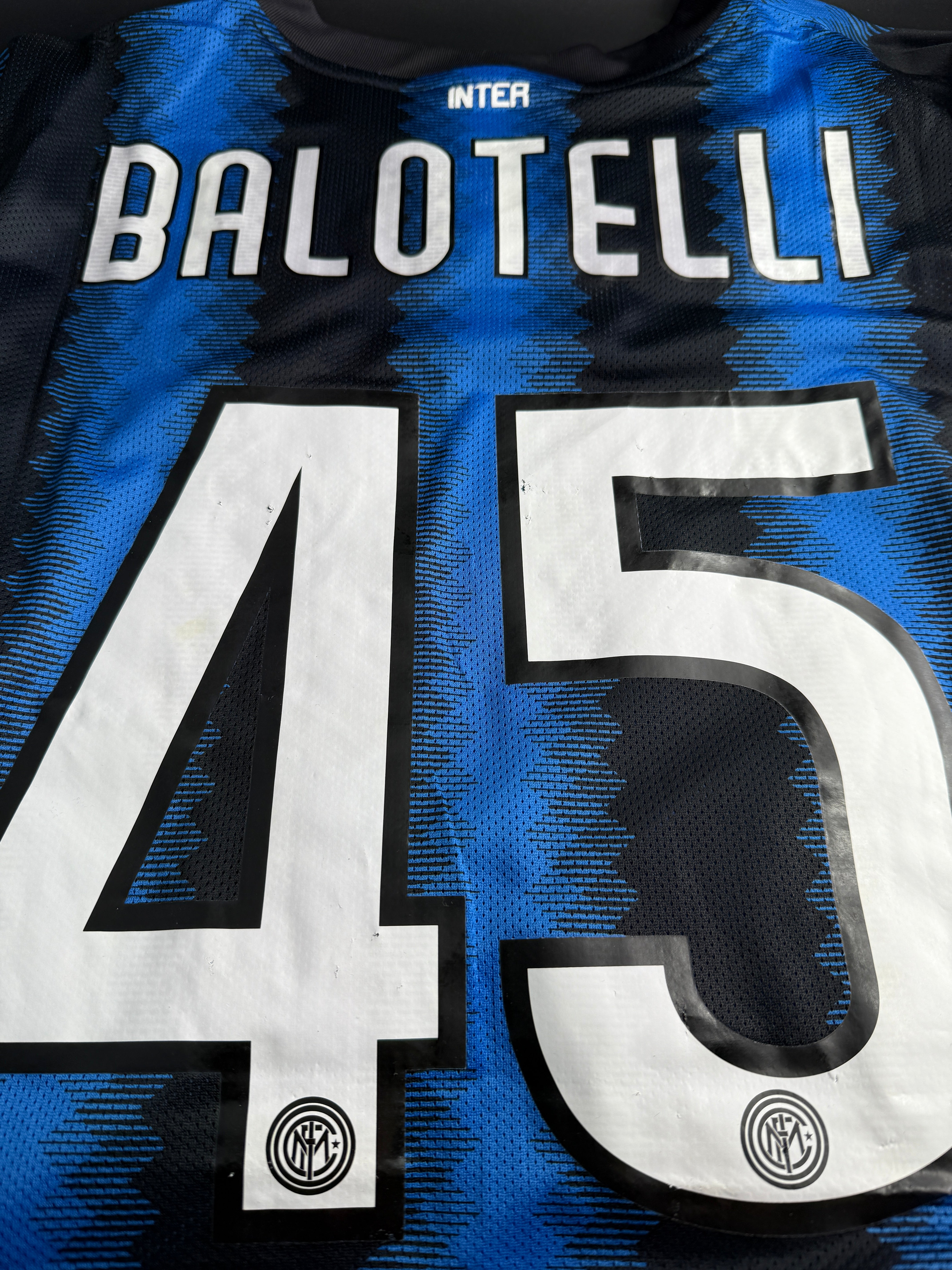 Balotelli - Inter - 2010-11 Home Trofeo Tim