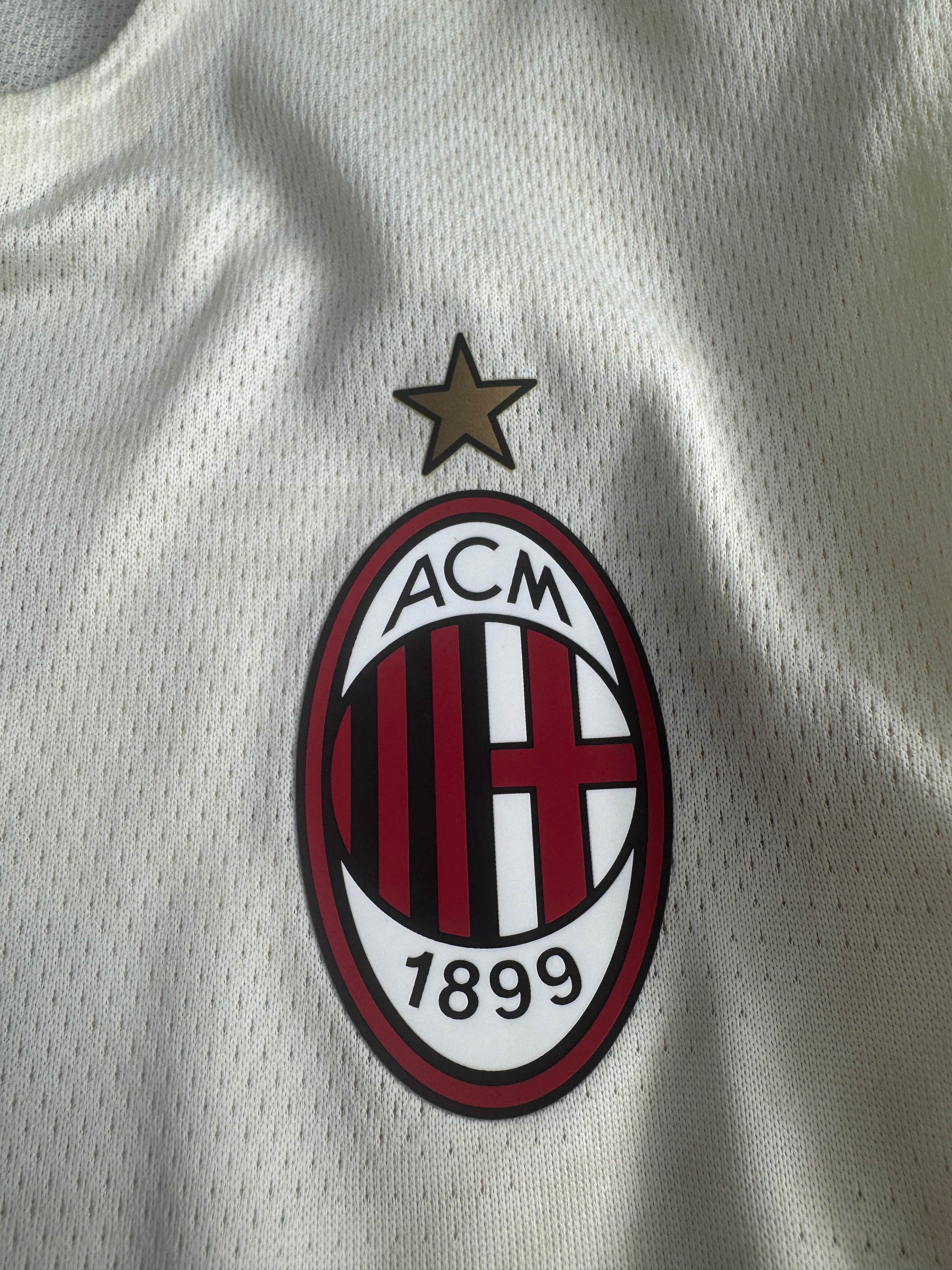 Ibrahimovic - Milan - 2021-22 Away