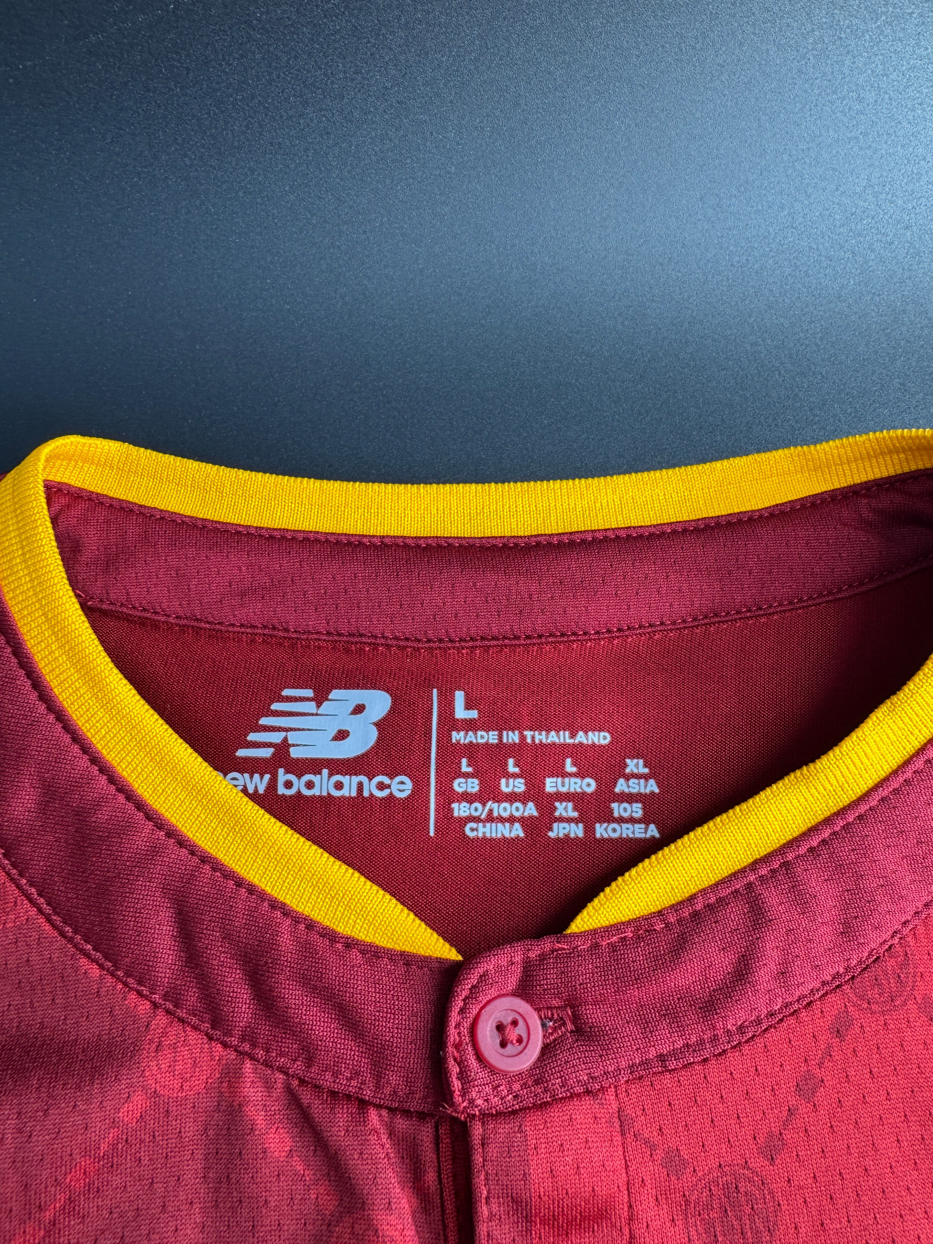 Shomurodov - Roma - 2022-23 Home