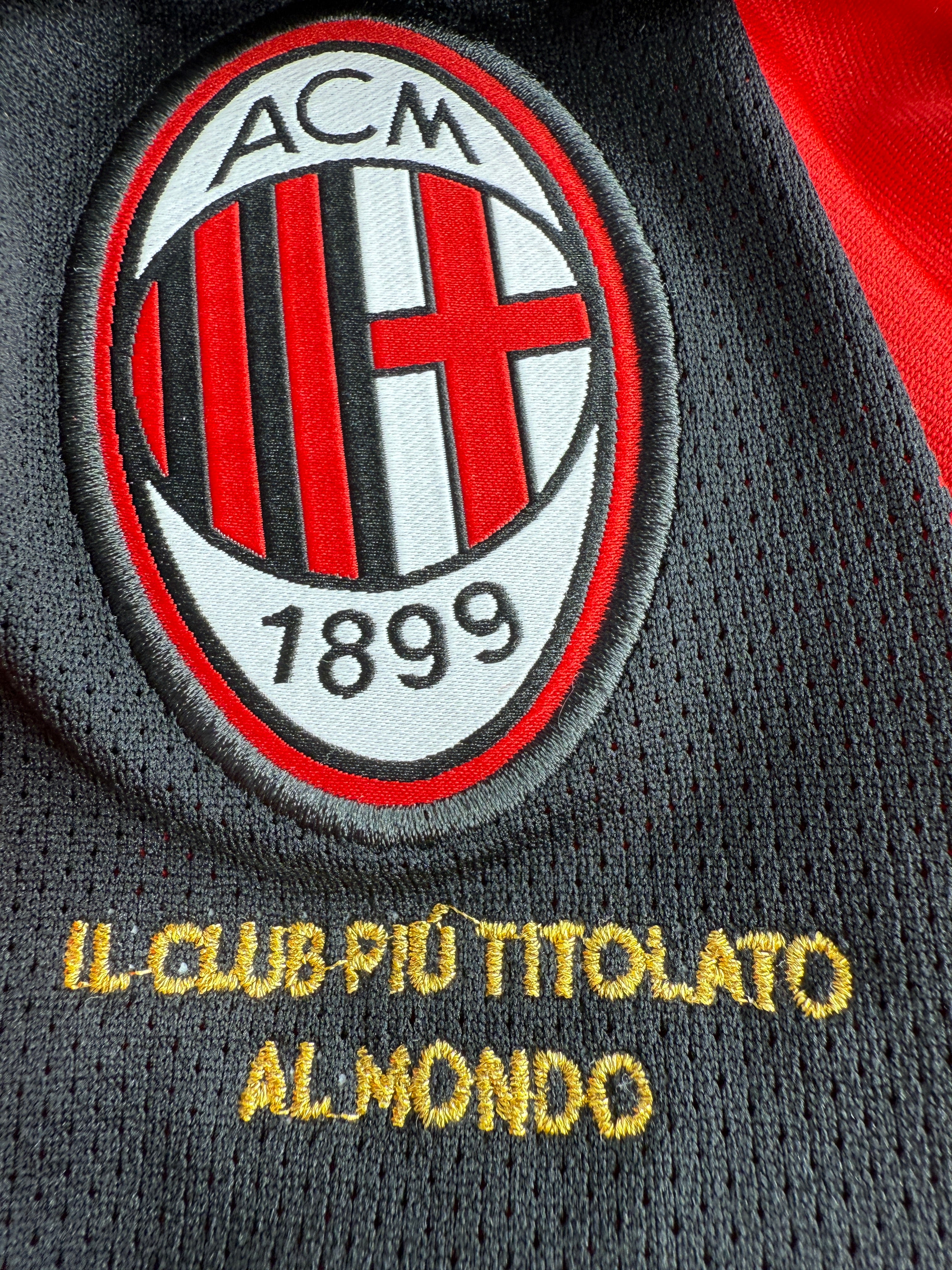 Ibrahimovic - Milan - 2010-11 Home