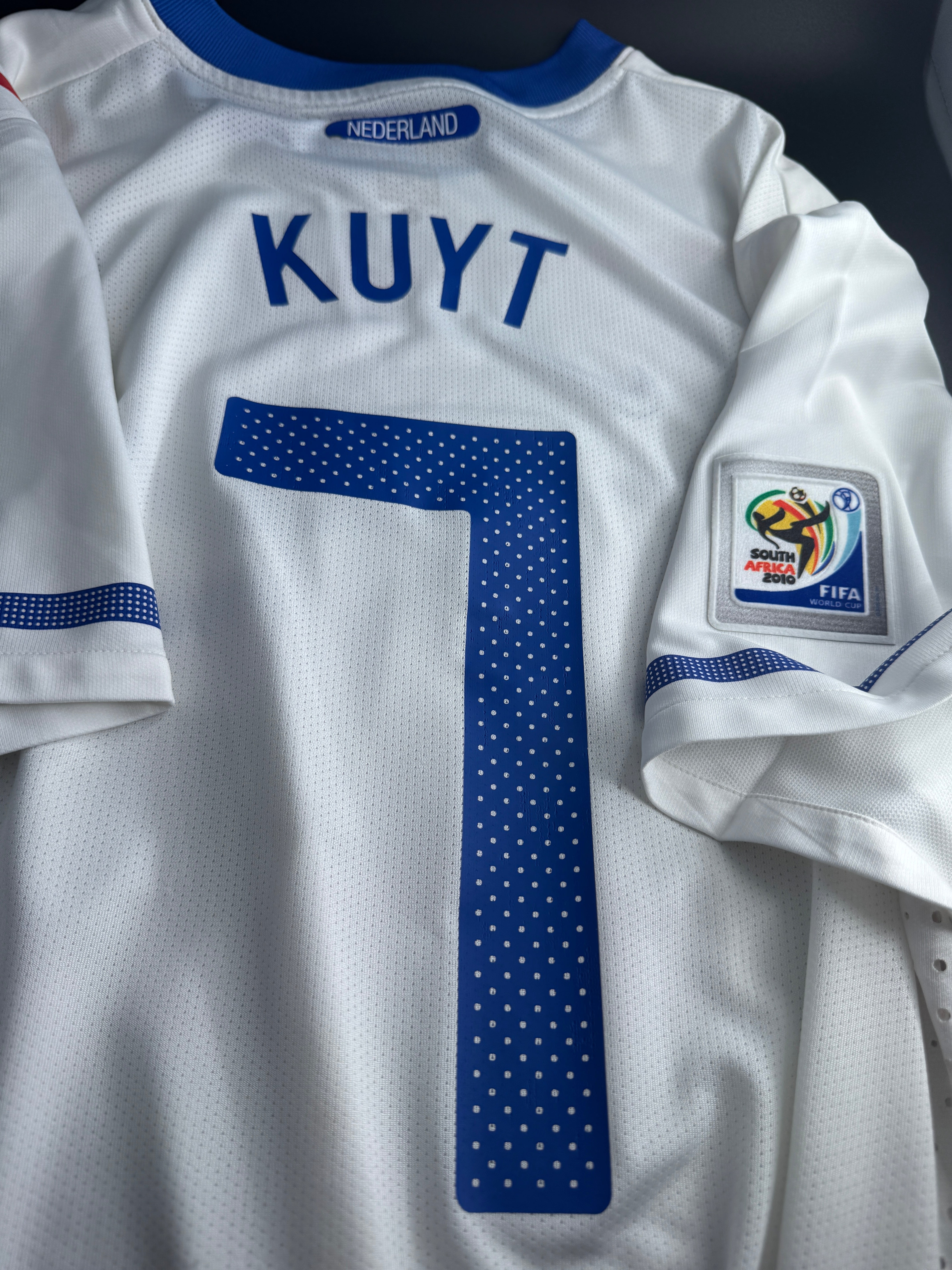 Kuyt - Holland - 2010 away