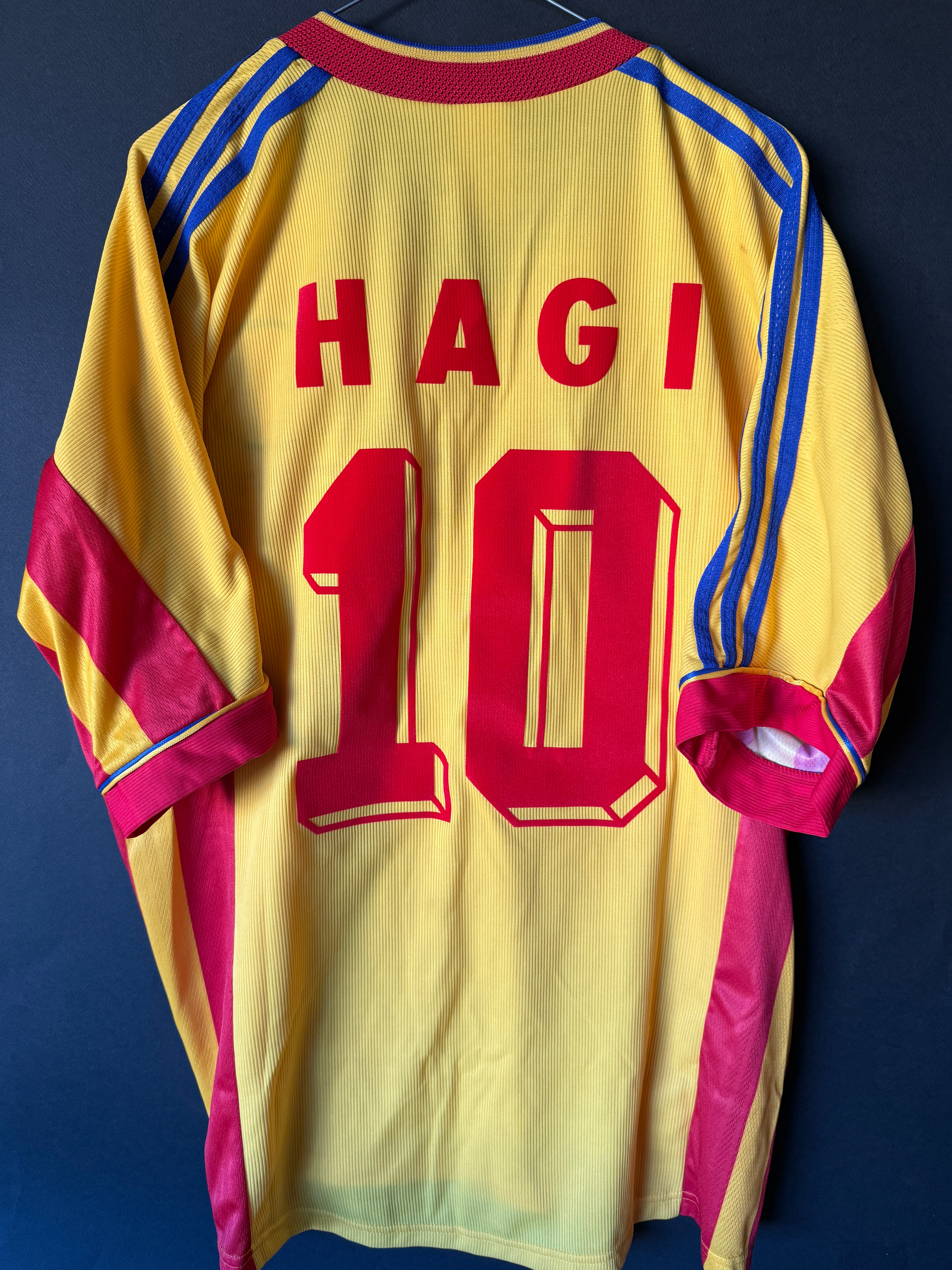 Hagi - Romania - 1998 Home