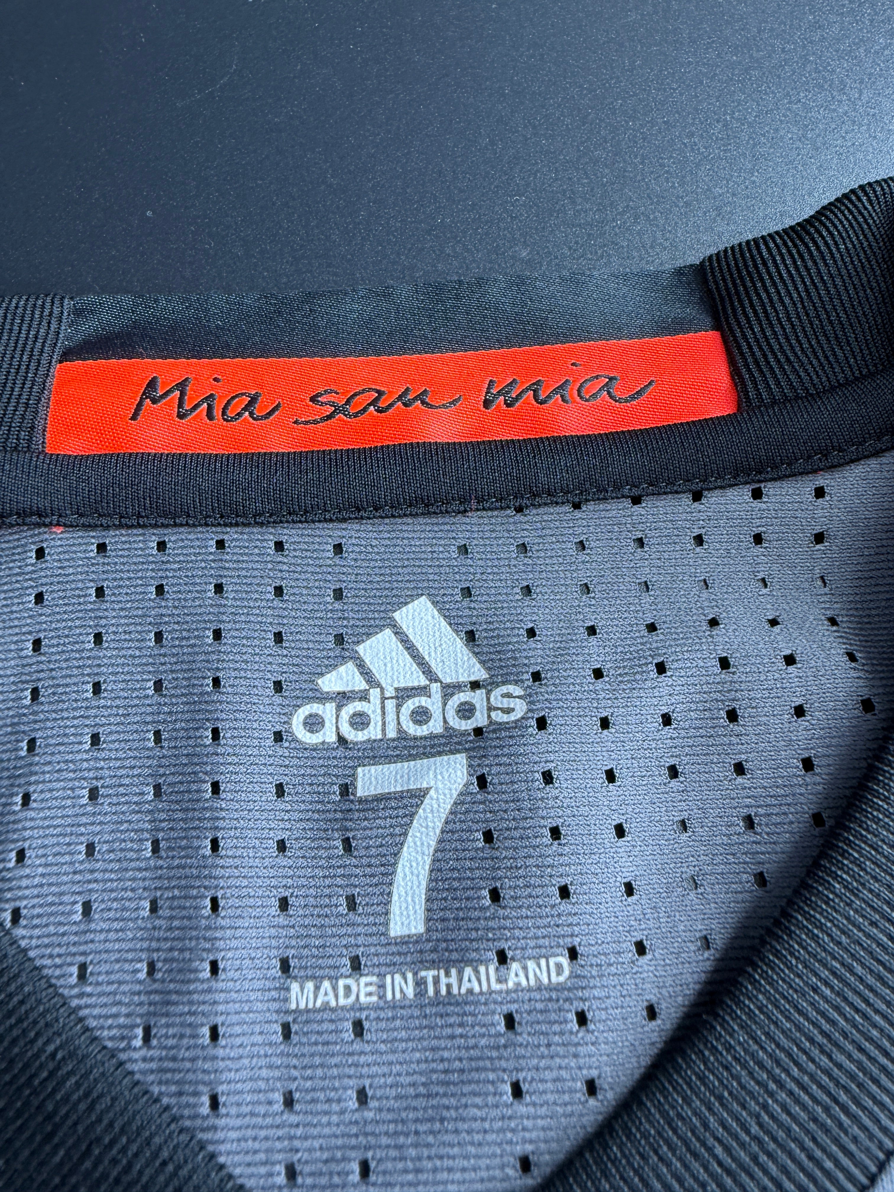Robben - Bayern Munchen 2017-18 Away