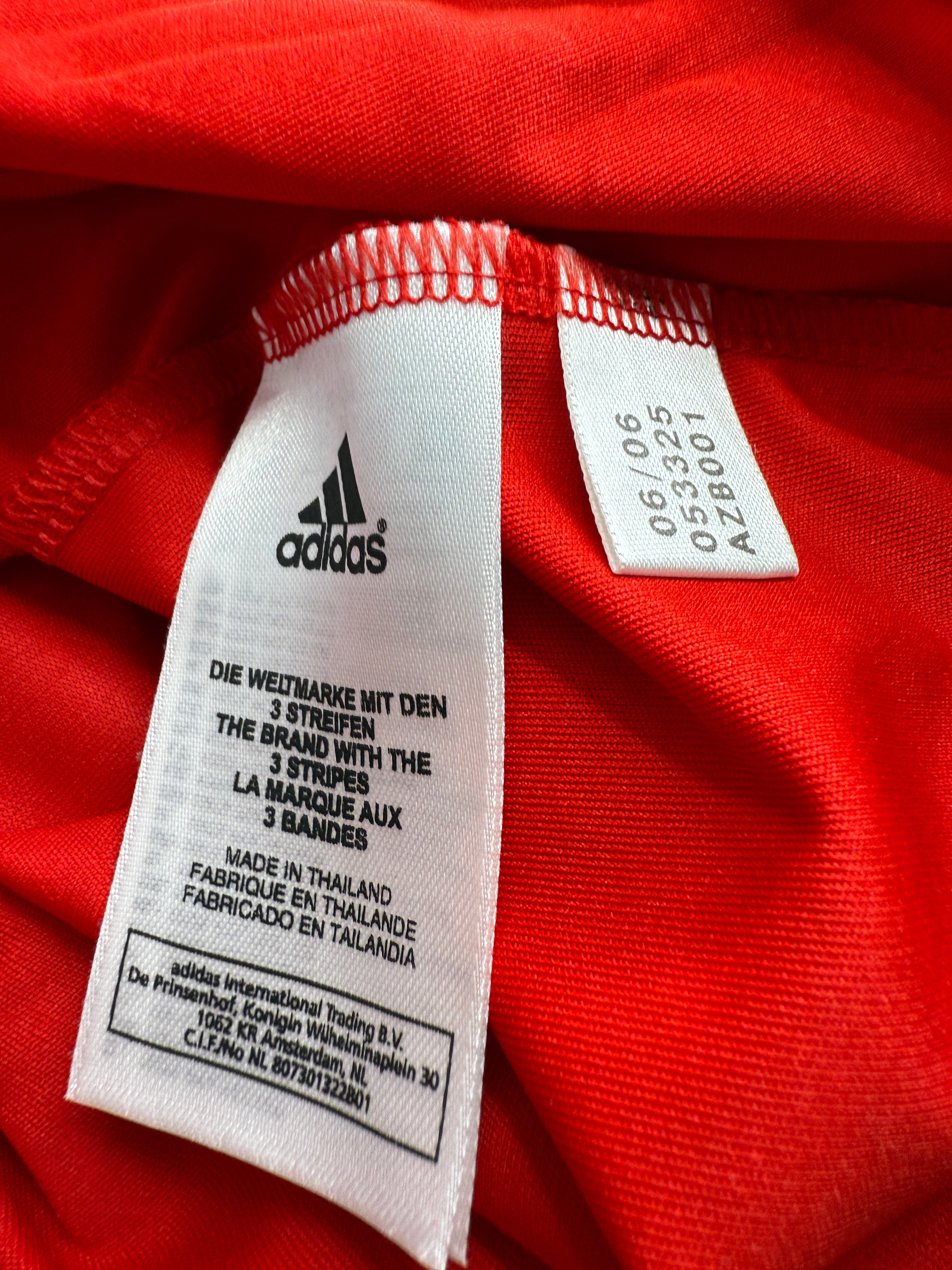 Gerrard - Liverpool - 2006-07 Home