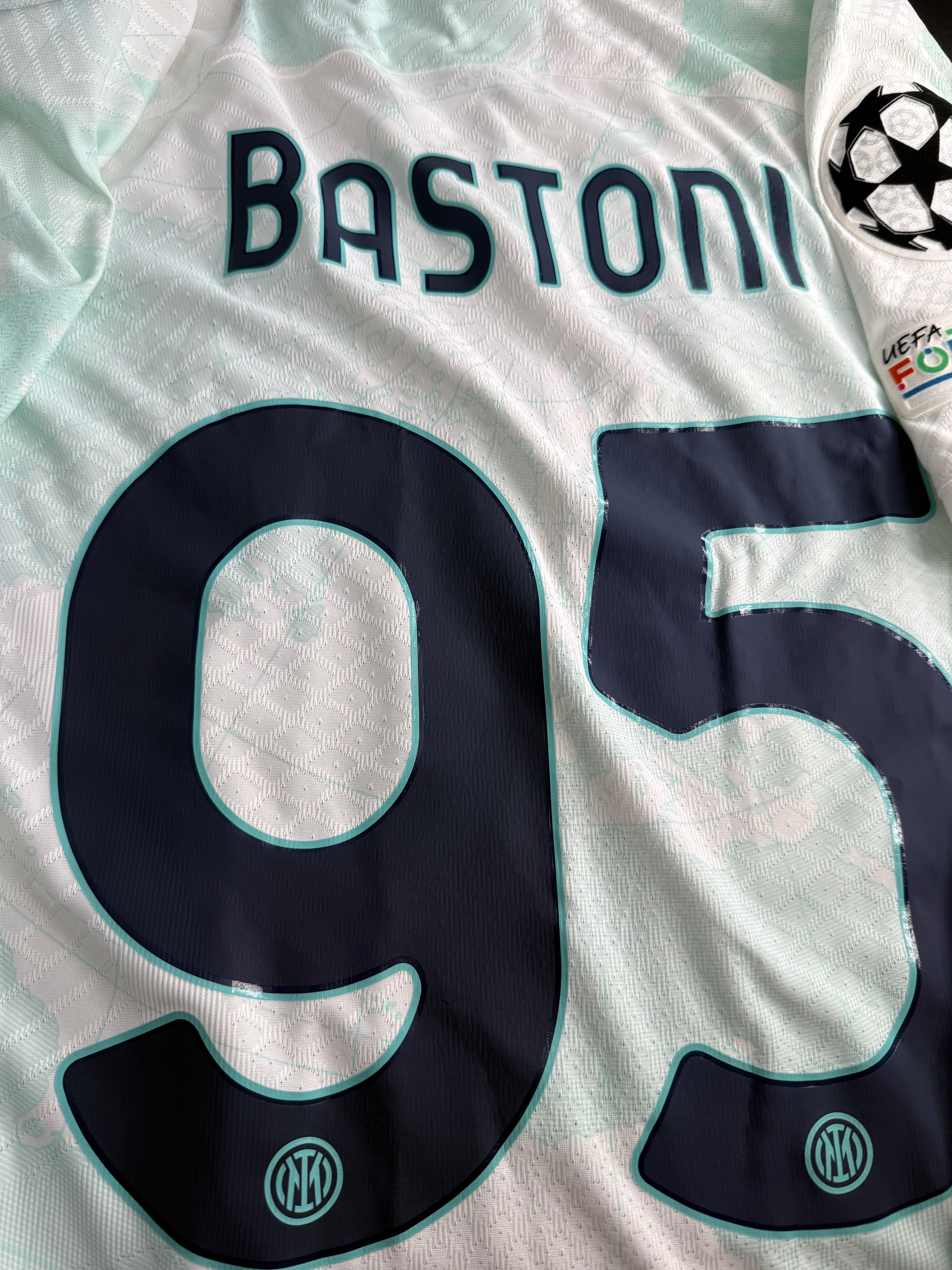 Bastoni - Inter - 2022-23 Away
