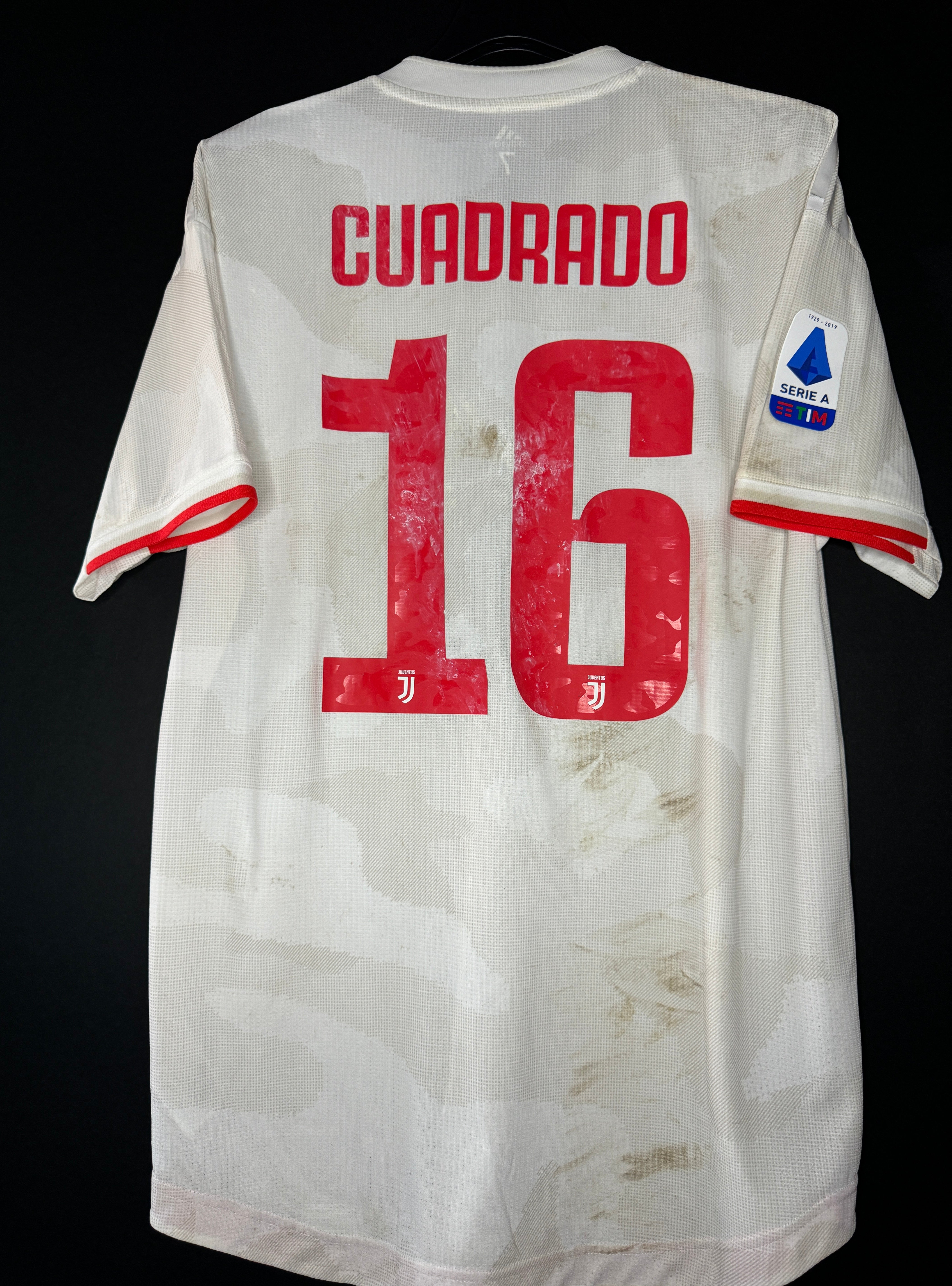 Cuadrado - Juventus - 2019-20 away unwashed