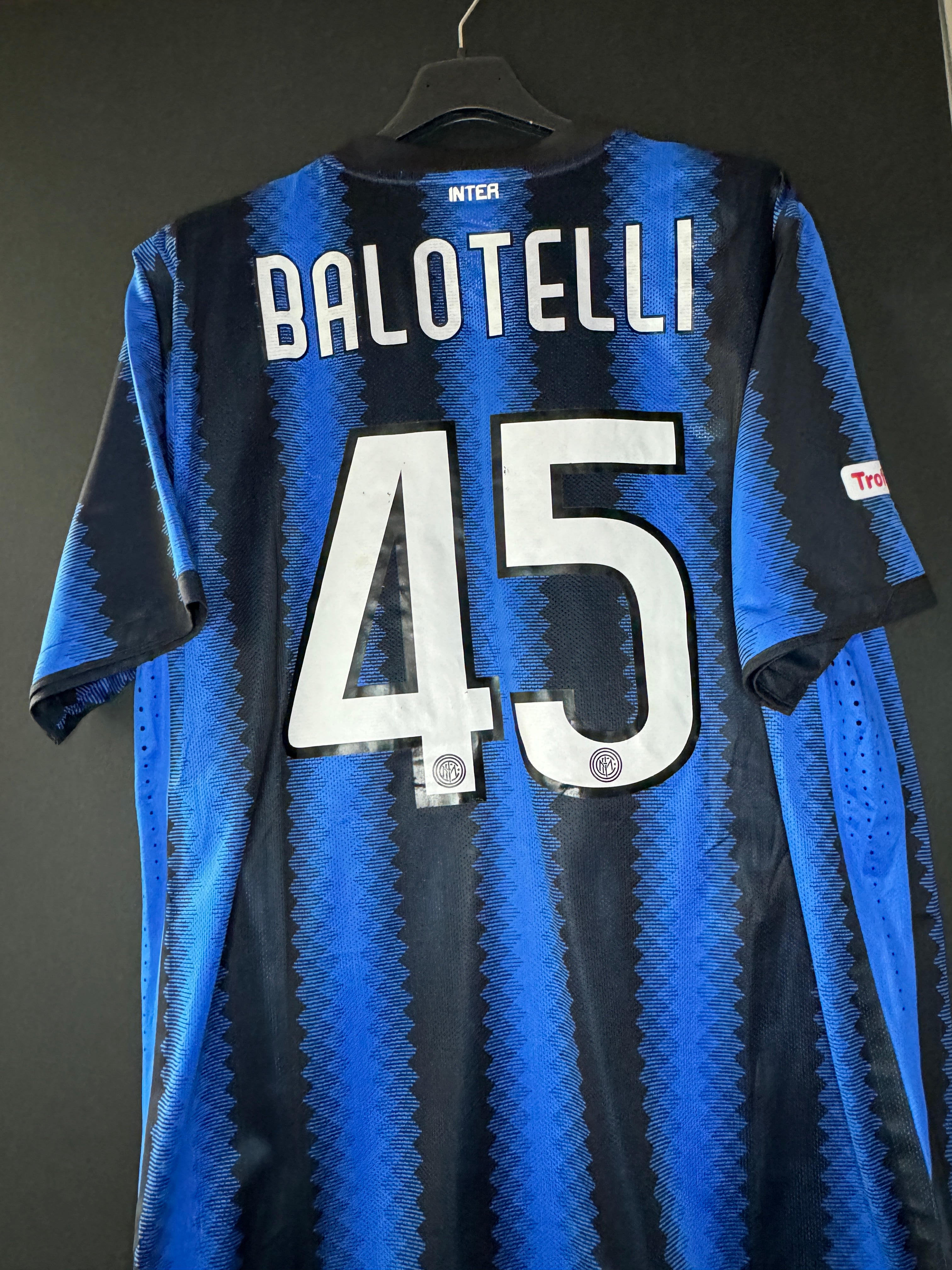 Balotelli - Inter - 2010-11 Home Trofeo Tim