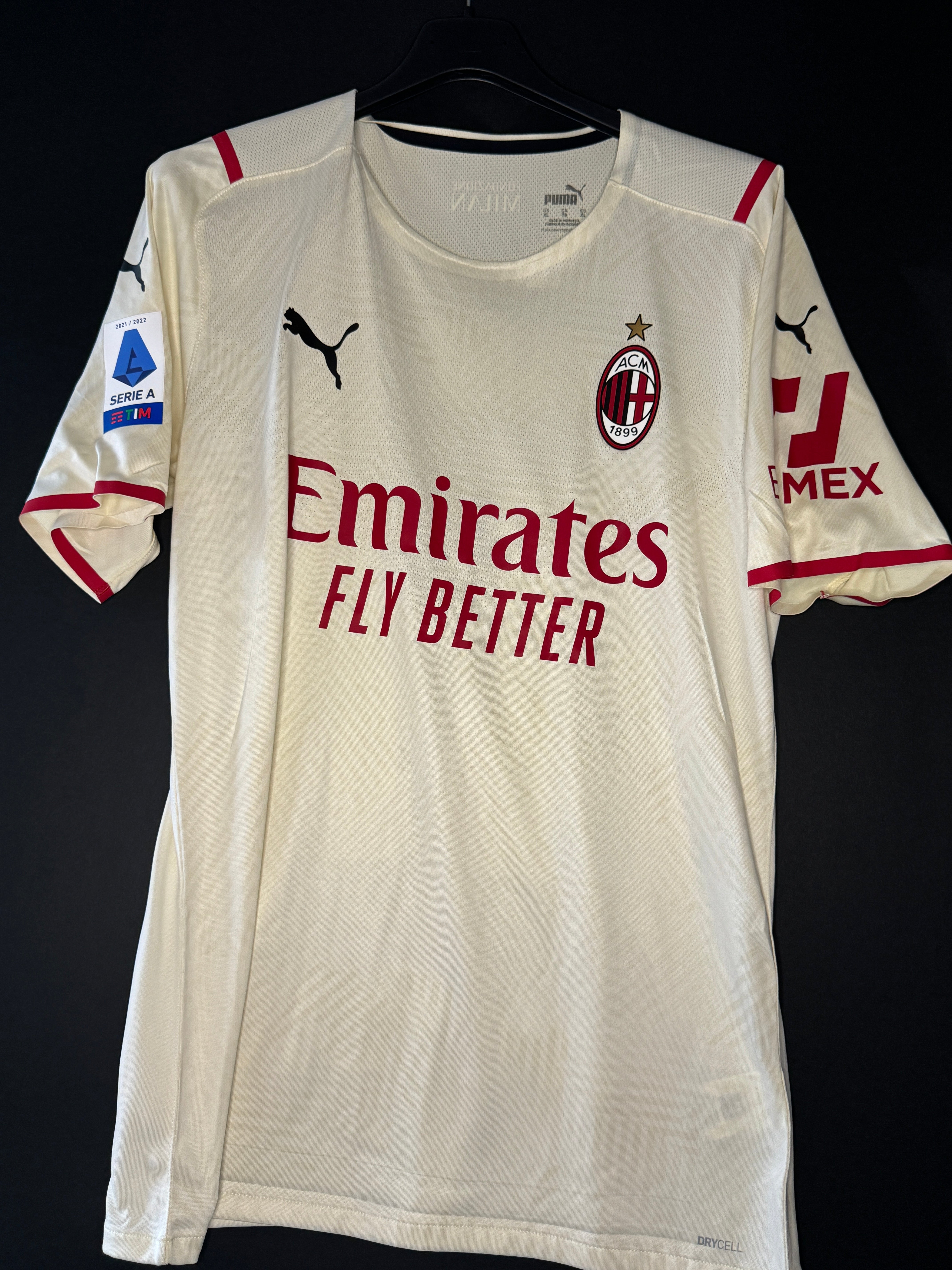 Ibrahimovic - Milan - 2021-22 Away