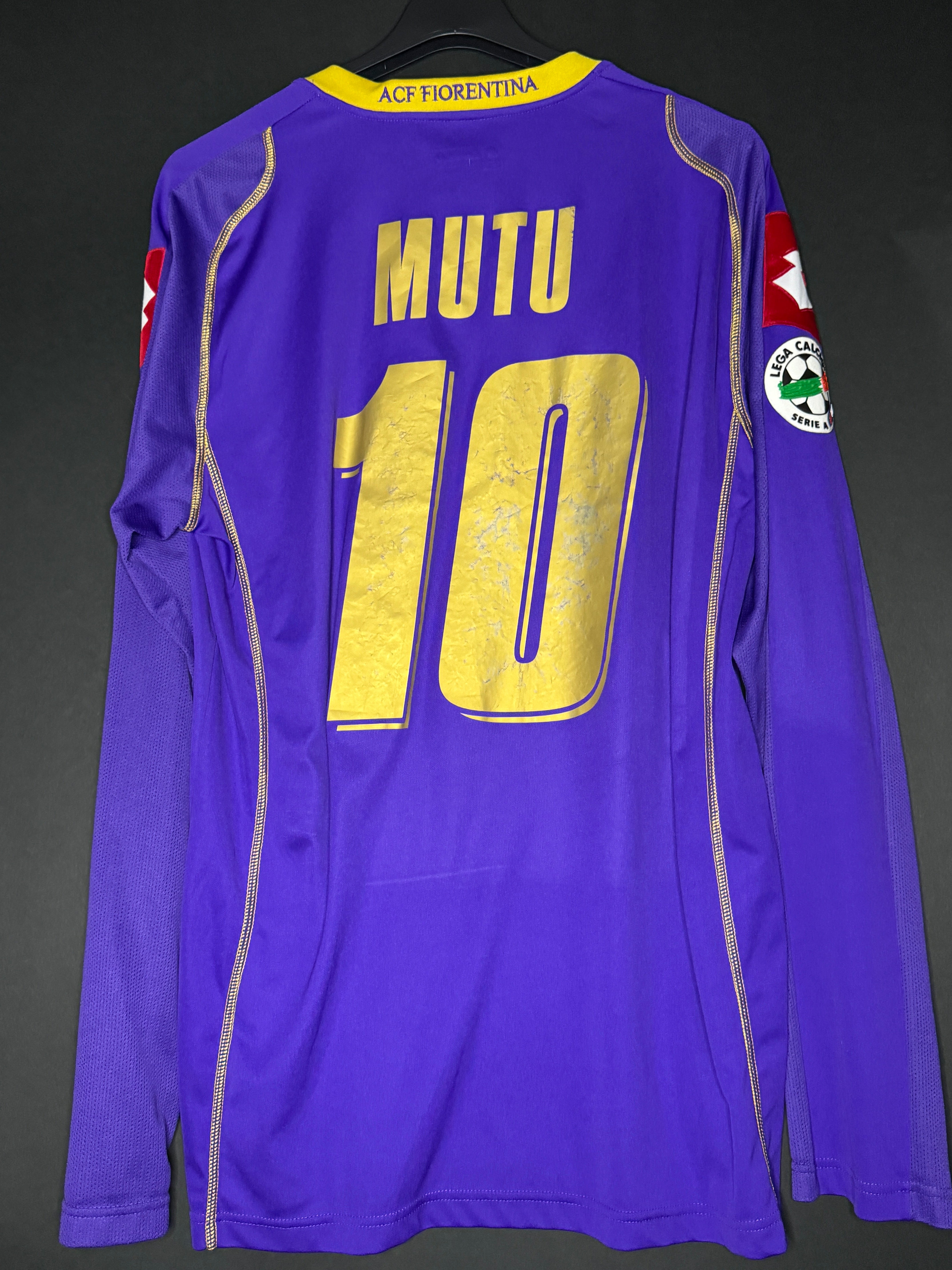 Mutu - Fiorentina - 2009-10 Home
