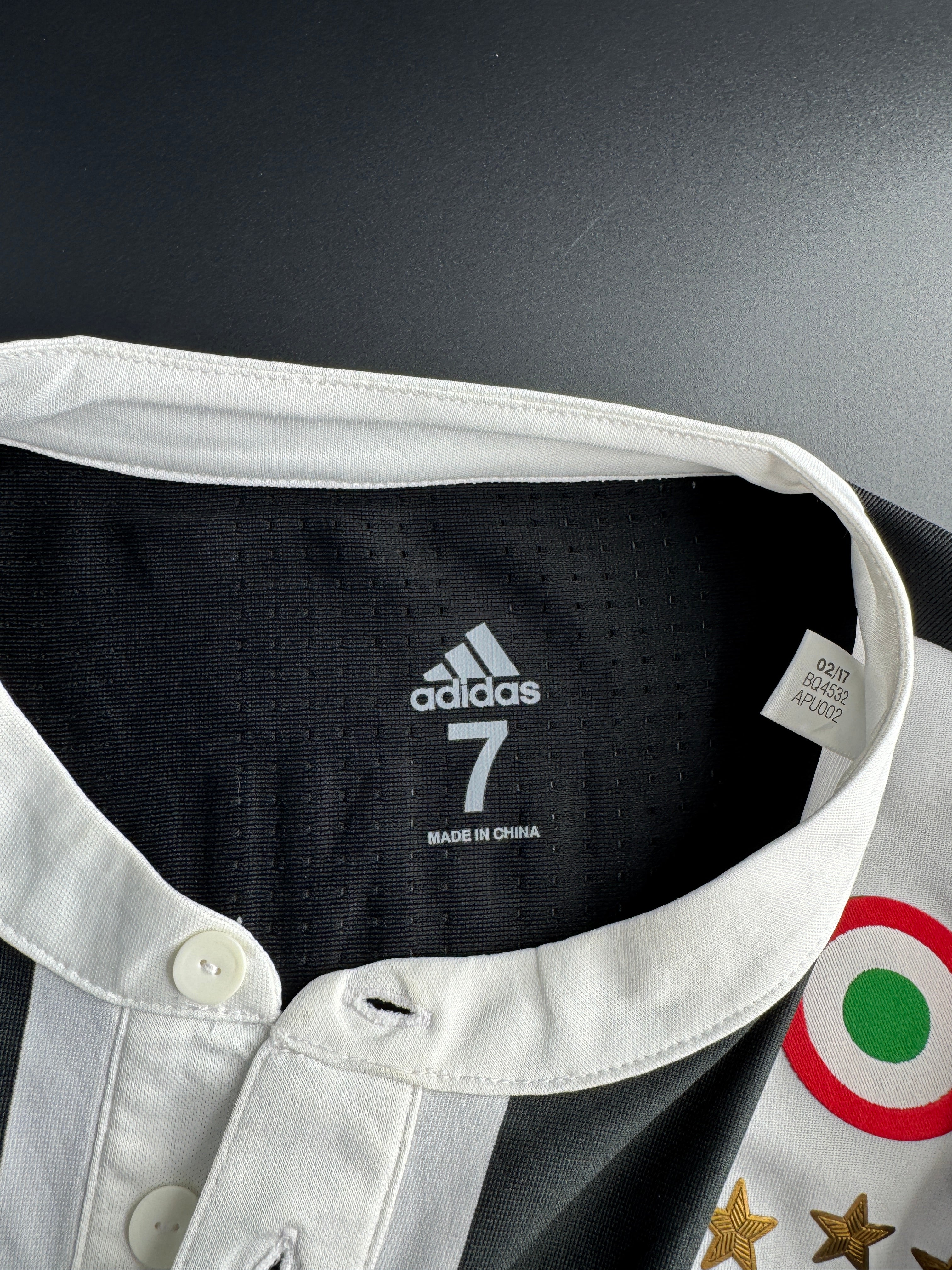 Pjanic - Juventus - 2017-18 Home