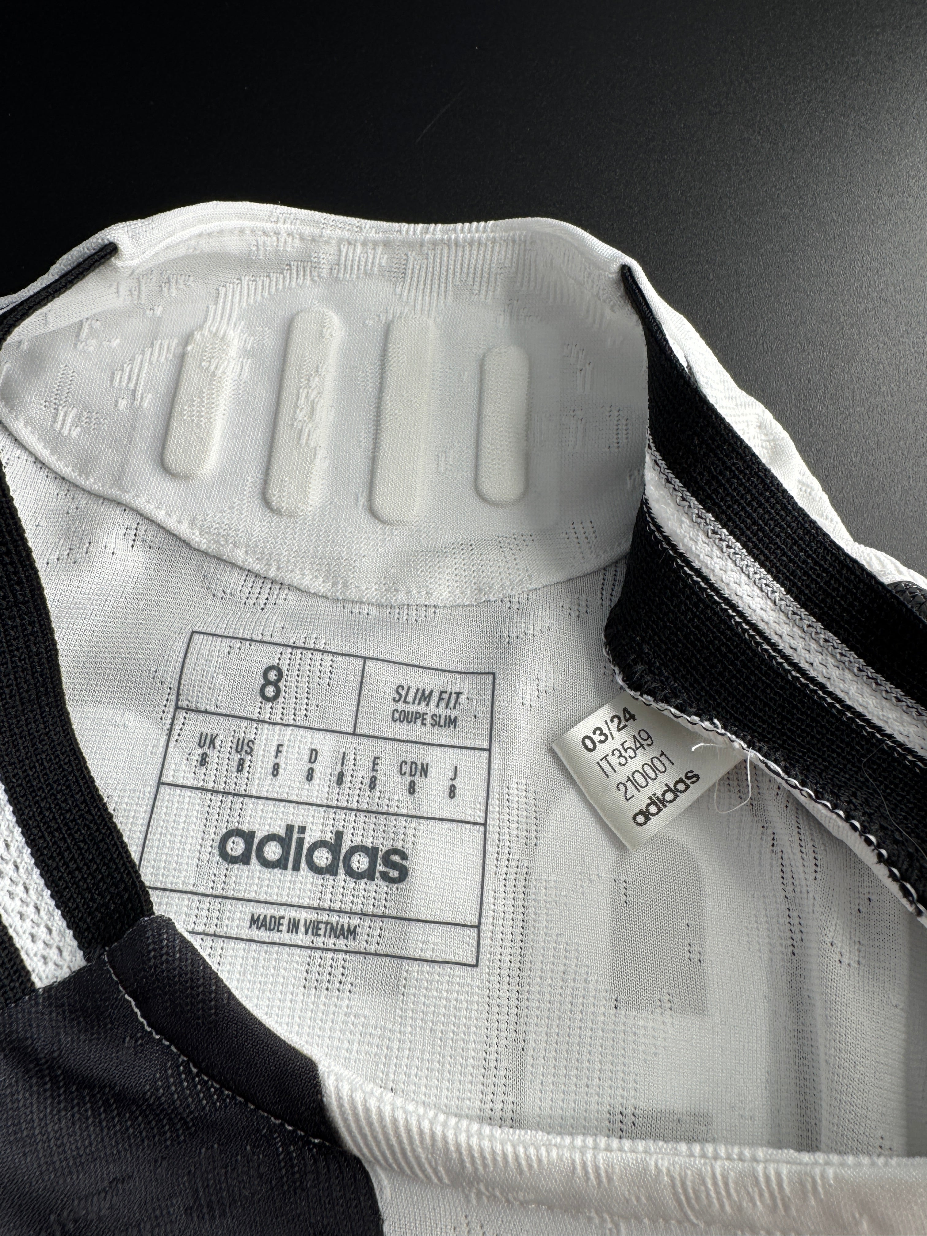 Juventus - Vlahovic - 2024-25 Home