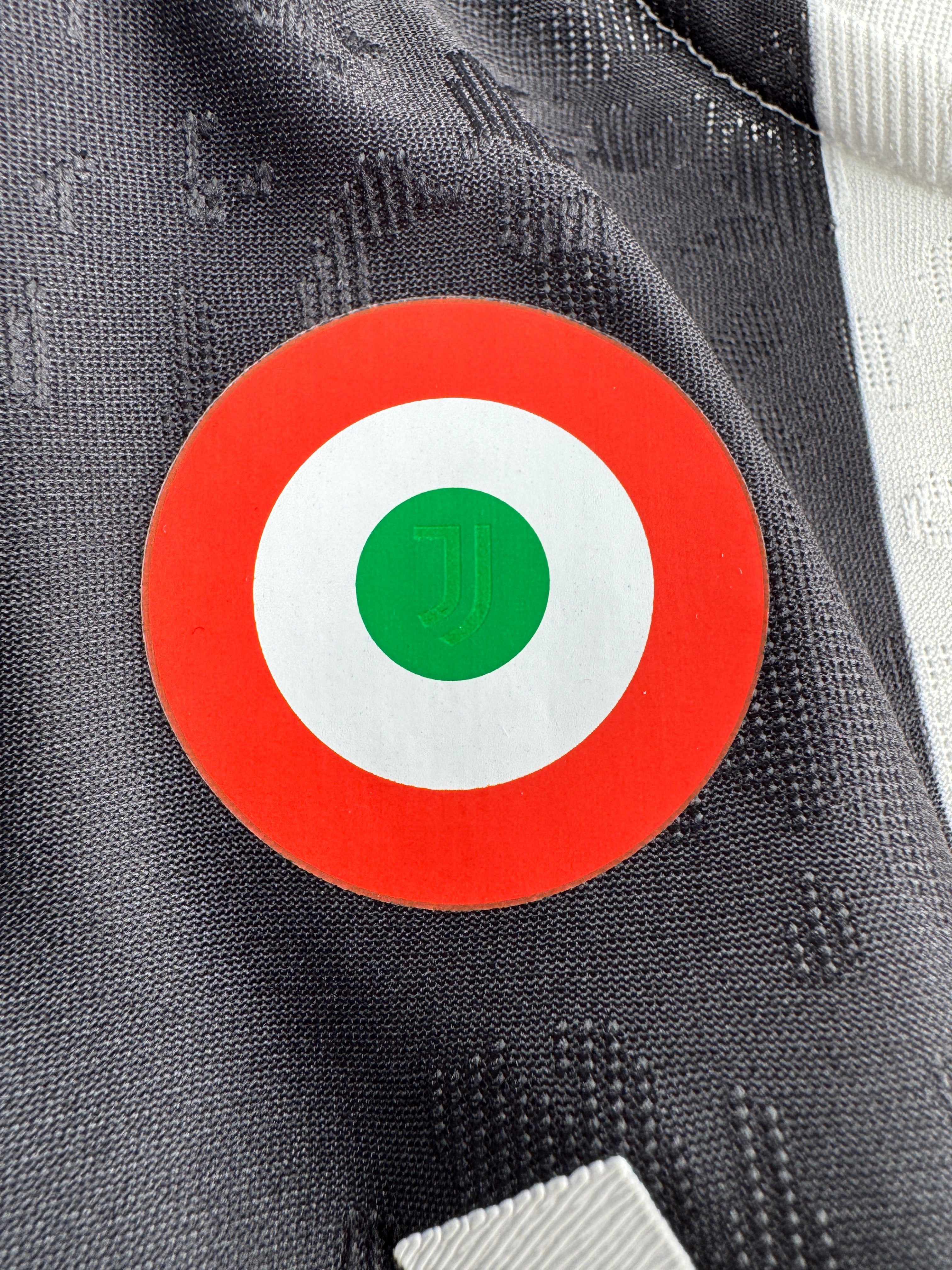 Juventus - Vlahovic - 2024-25 Home