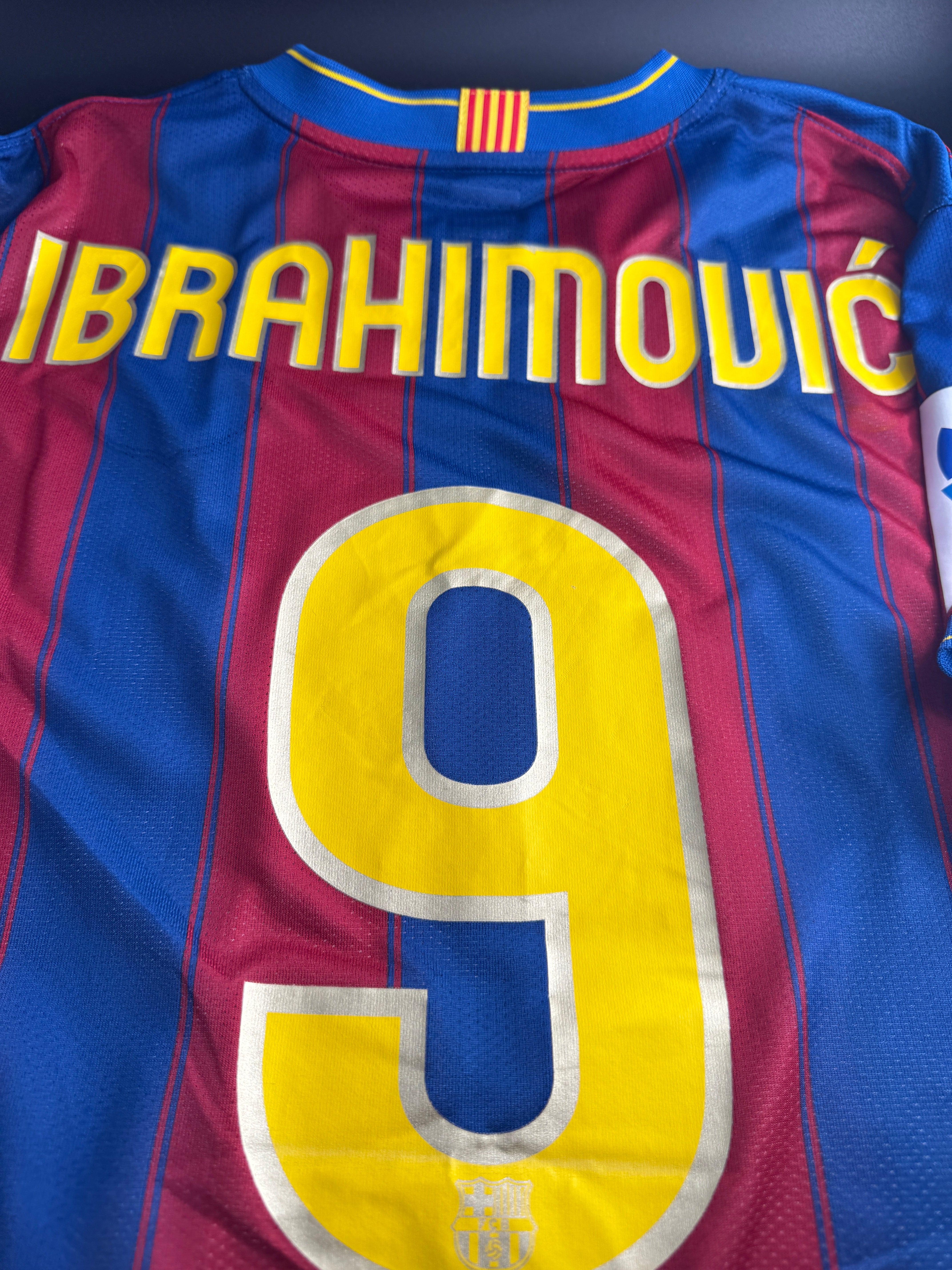 Ibrahimovic - Barcelona - 2006-07 Home