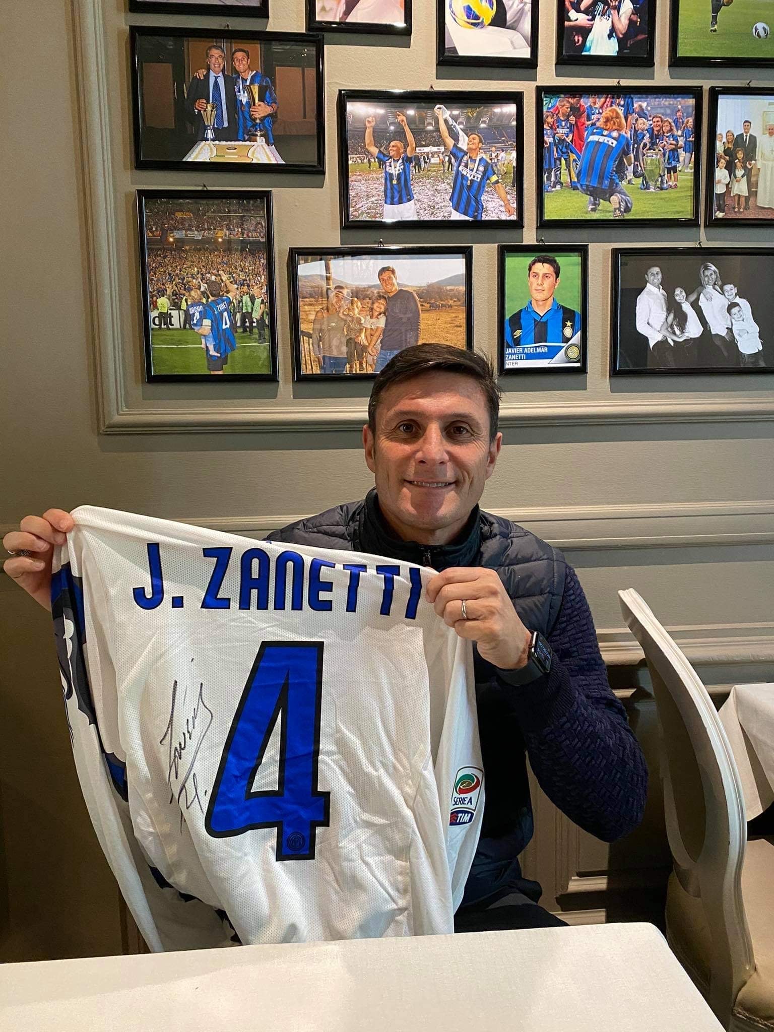 J.Zanetti - Inter 2010-11 away