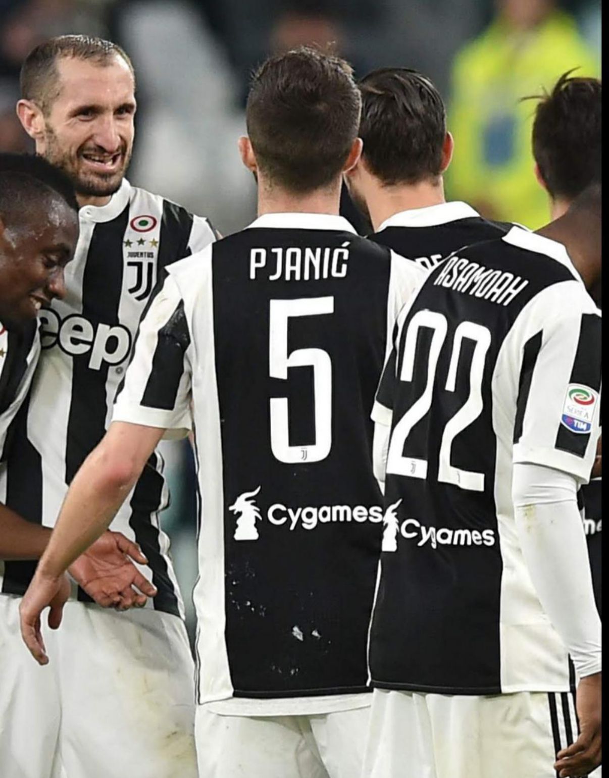 Pjanic - Juventus - 2017-18 Home