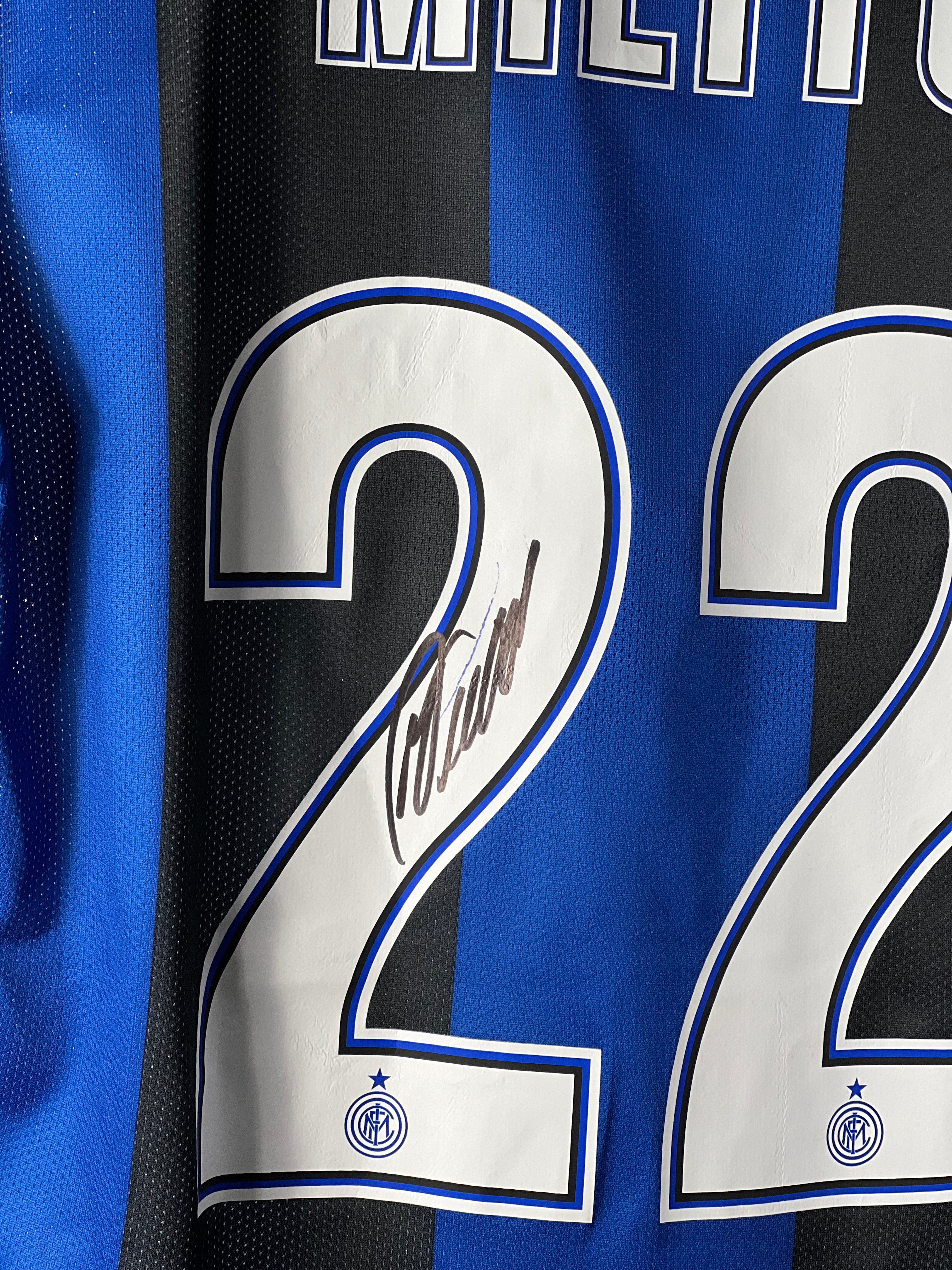 Milito - INTER 2012/13 home trofeo tim