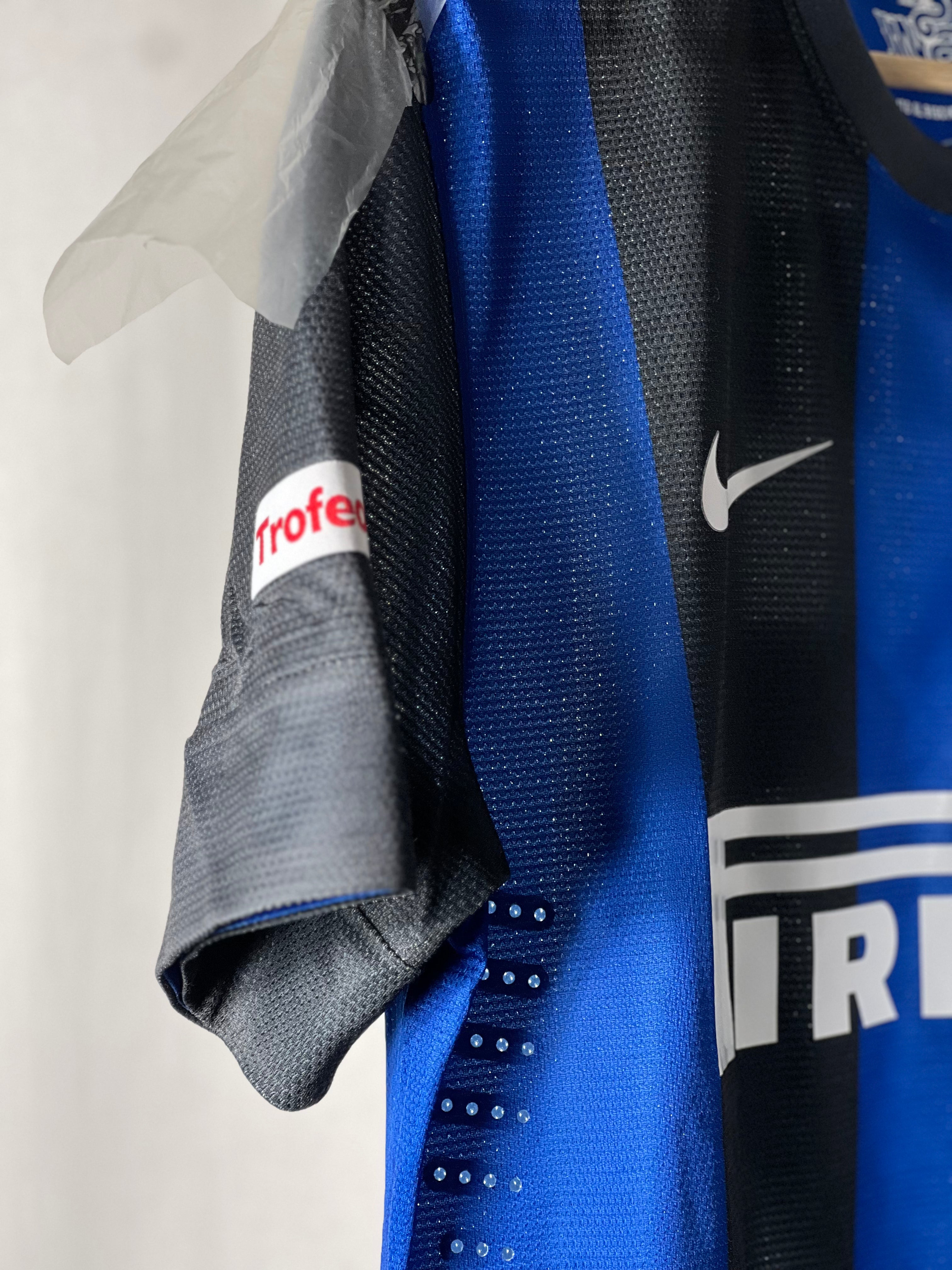 Milito - INTER 2012/13 home trofeo tim