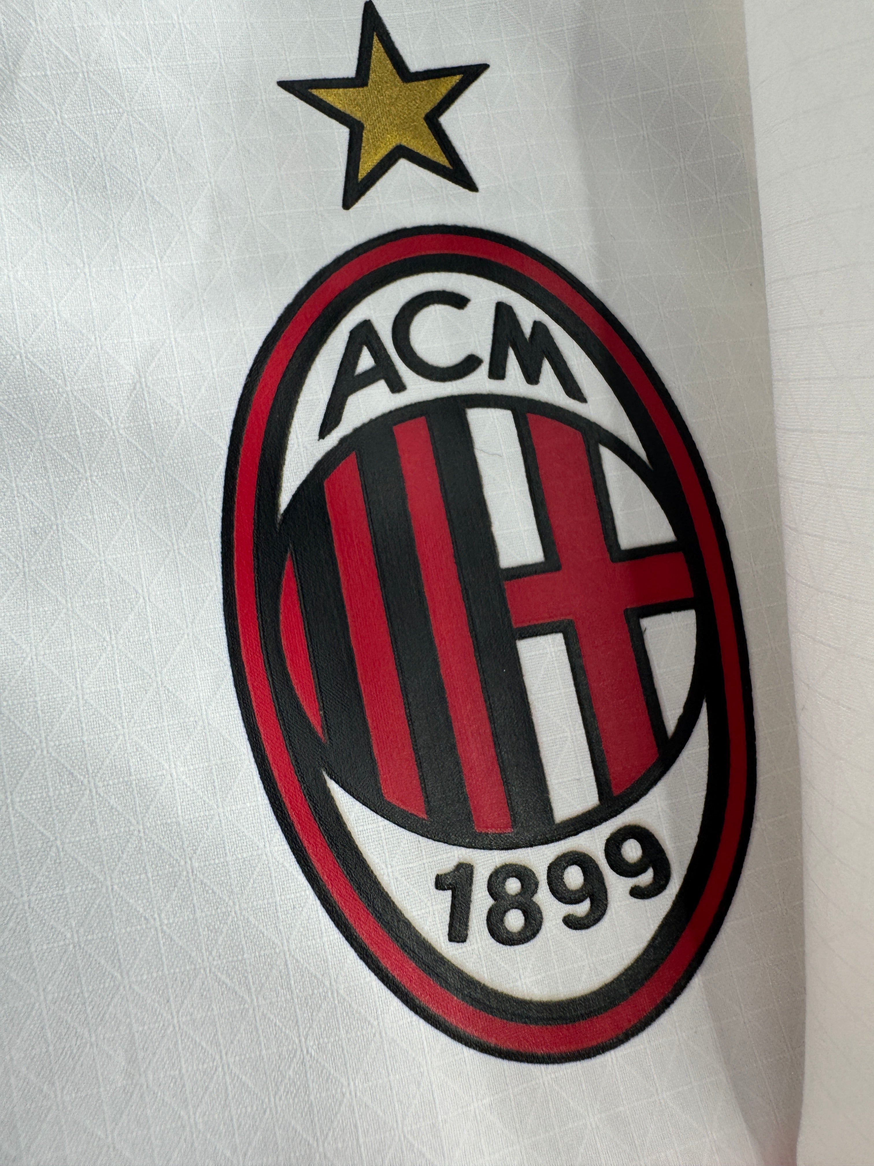 Theo Hernandez - Milan - 2022-23 Away