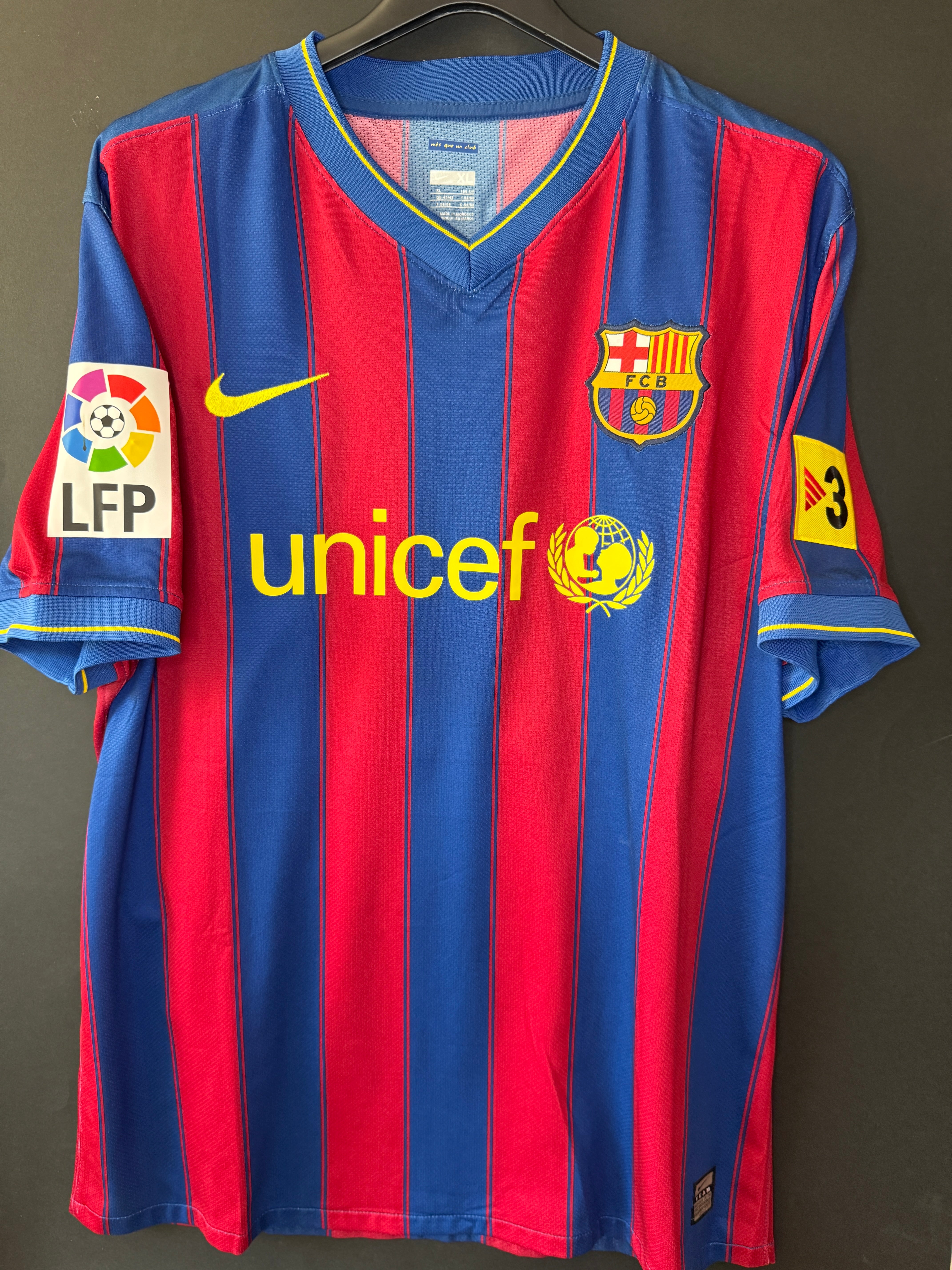 Ibrahimovic - Barcelona - 2006-07 Home