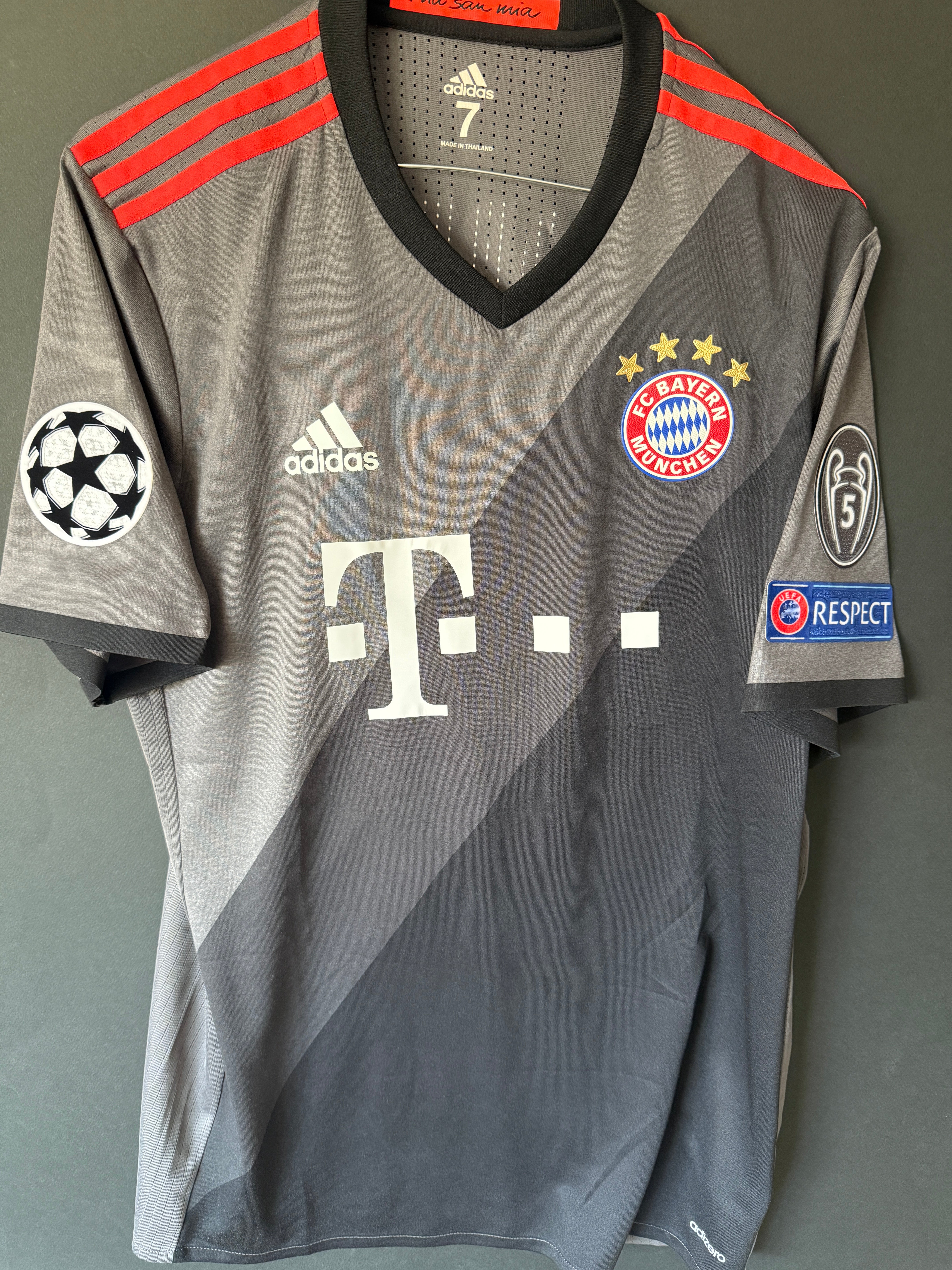 Robben - Bayern Munchen 2017-18 Away