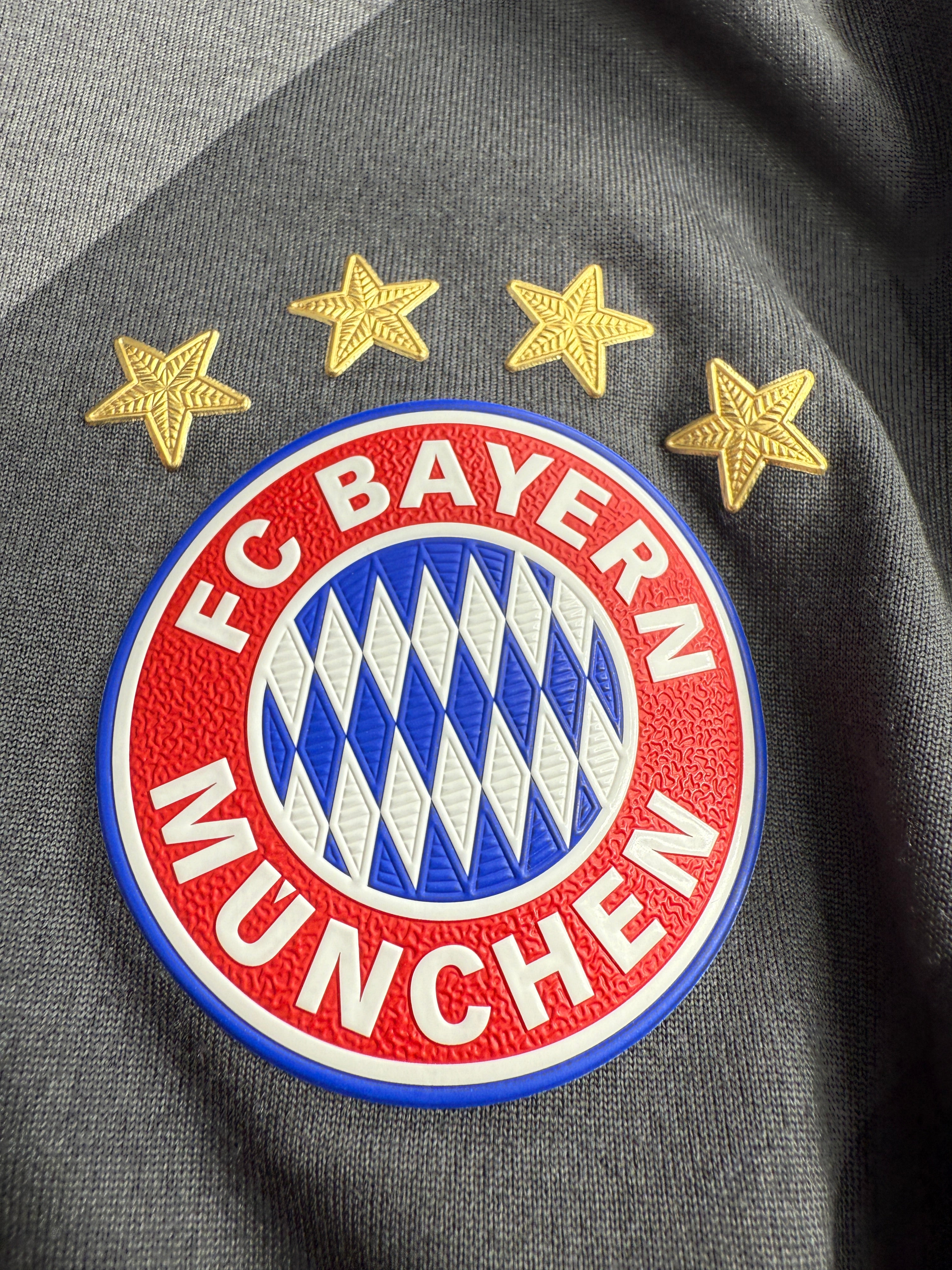 Robben - Bayern Munchen 2017-18 Away