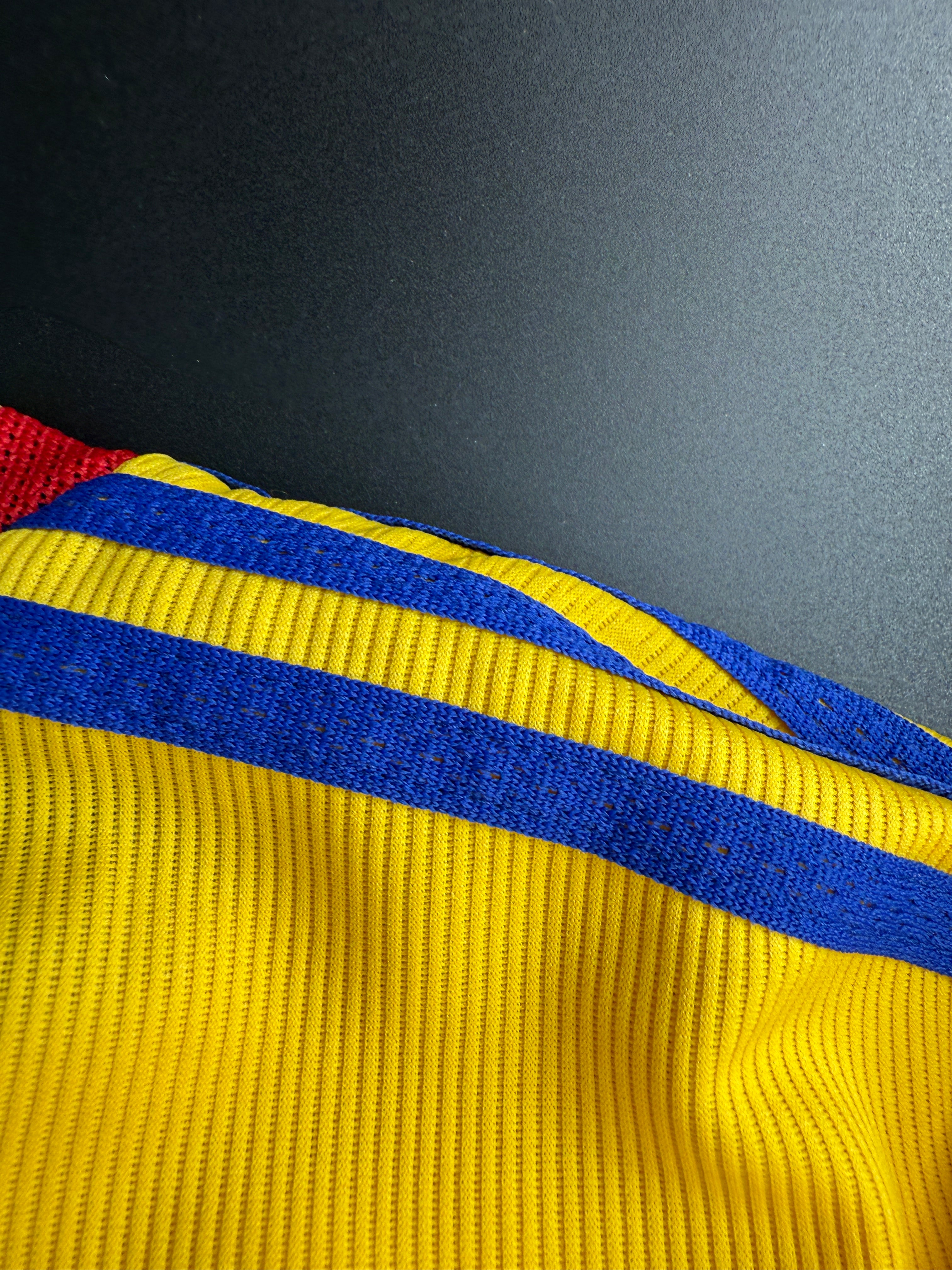 Hagi - Romania - 1998 Home