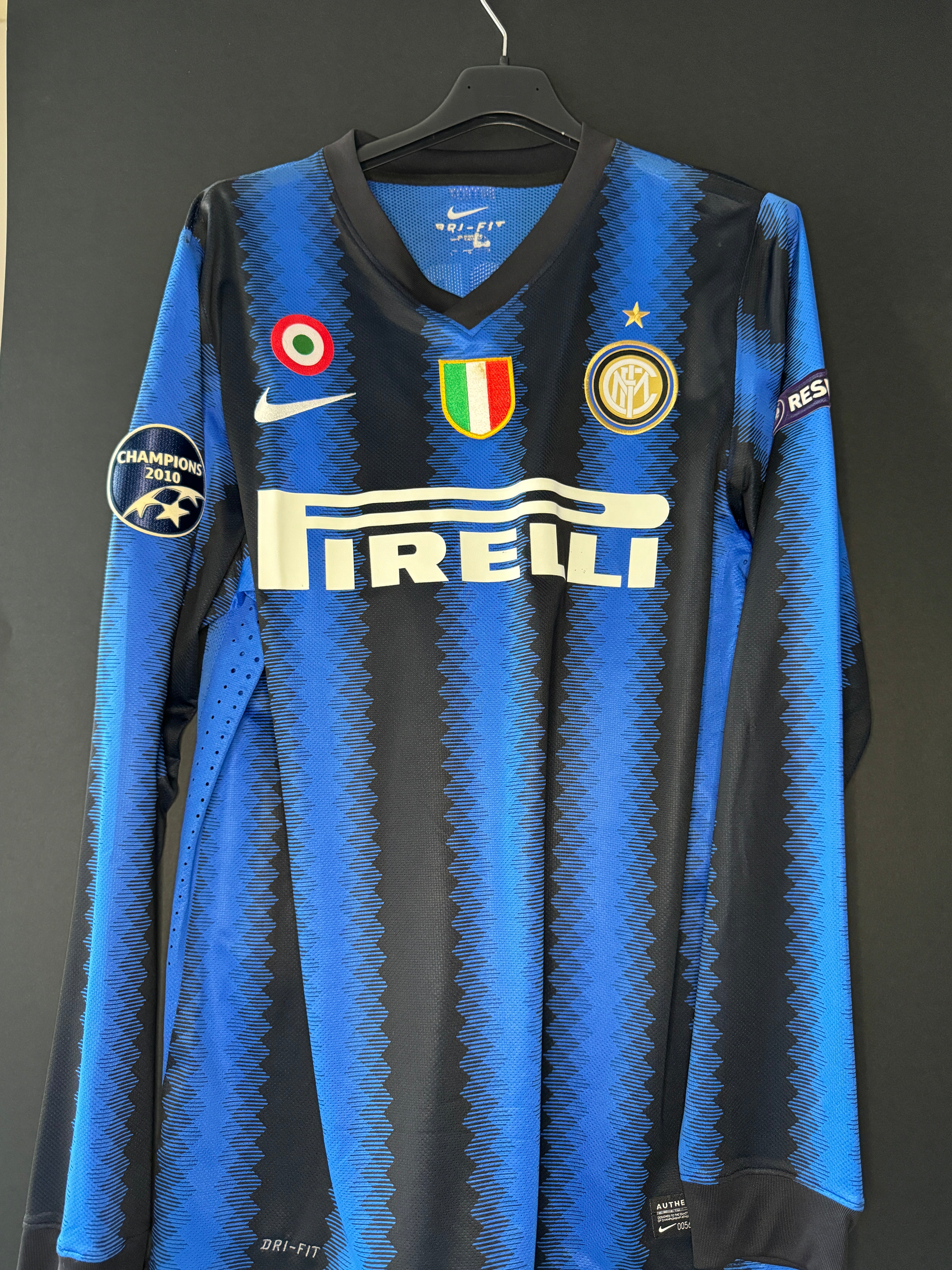 Pandev - Inter - 2010-11 Home