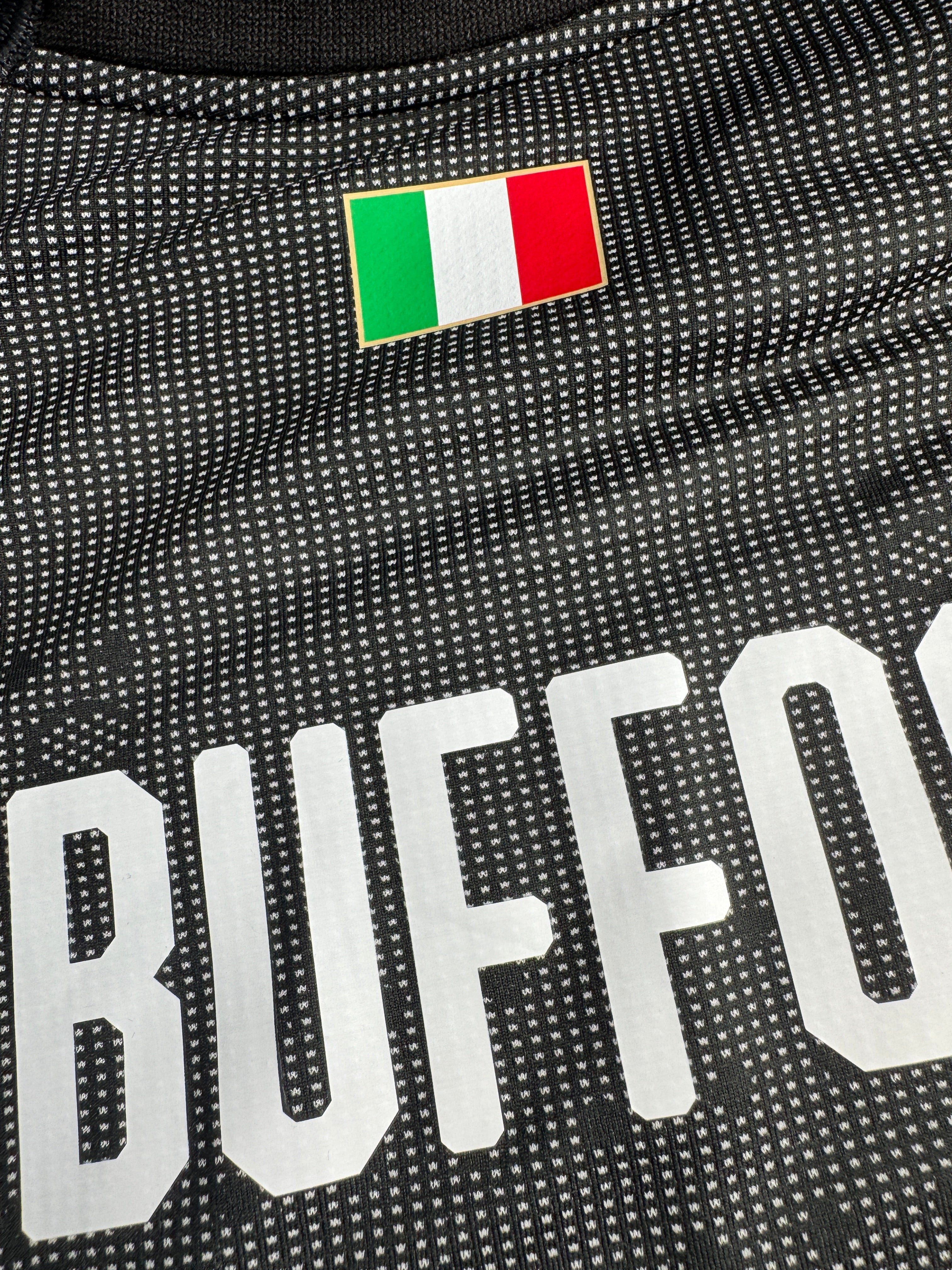 Buffon - Italy - 2017 GK
