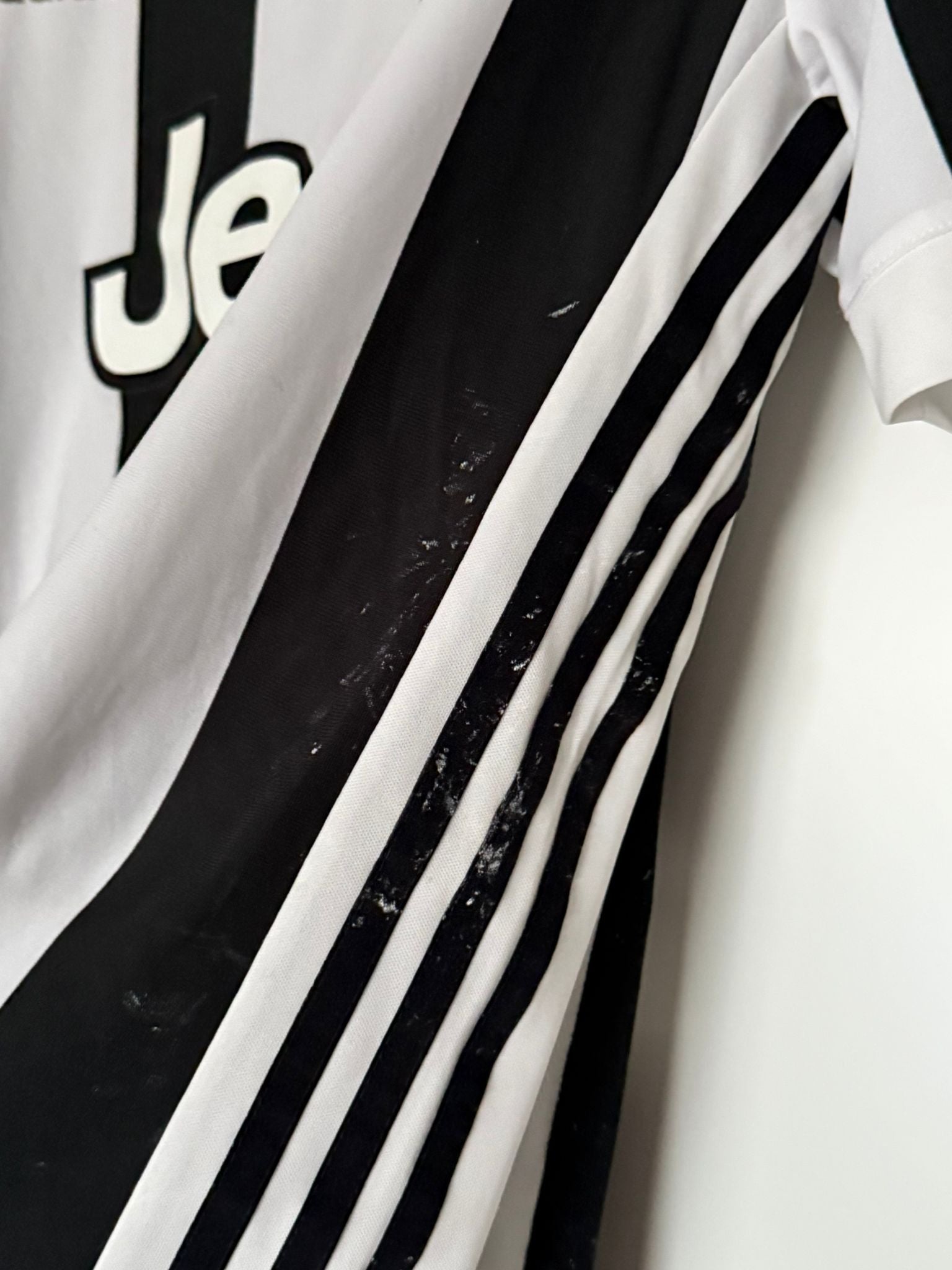 Pjanic - Juventus - 2017-18 Home