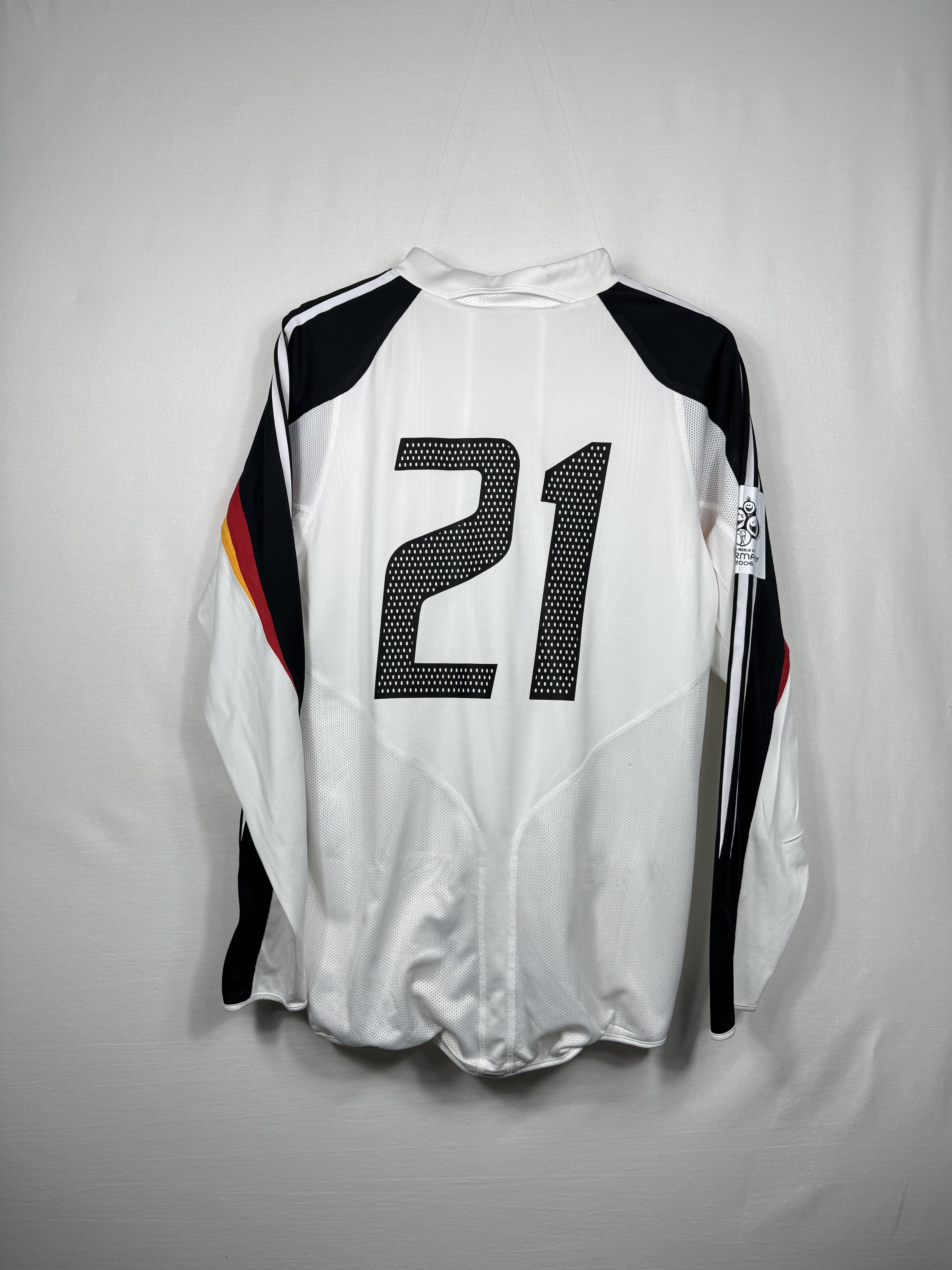 Germany 2005-06 home world cup Q